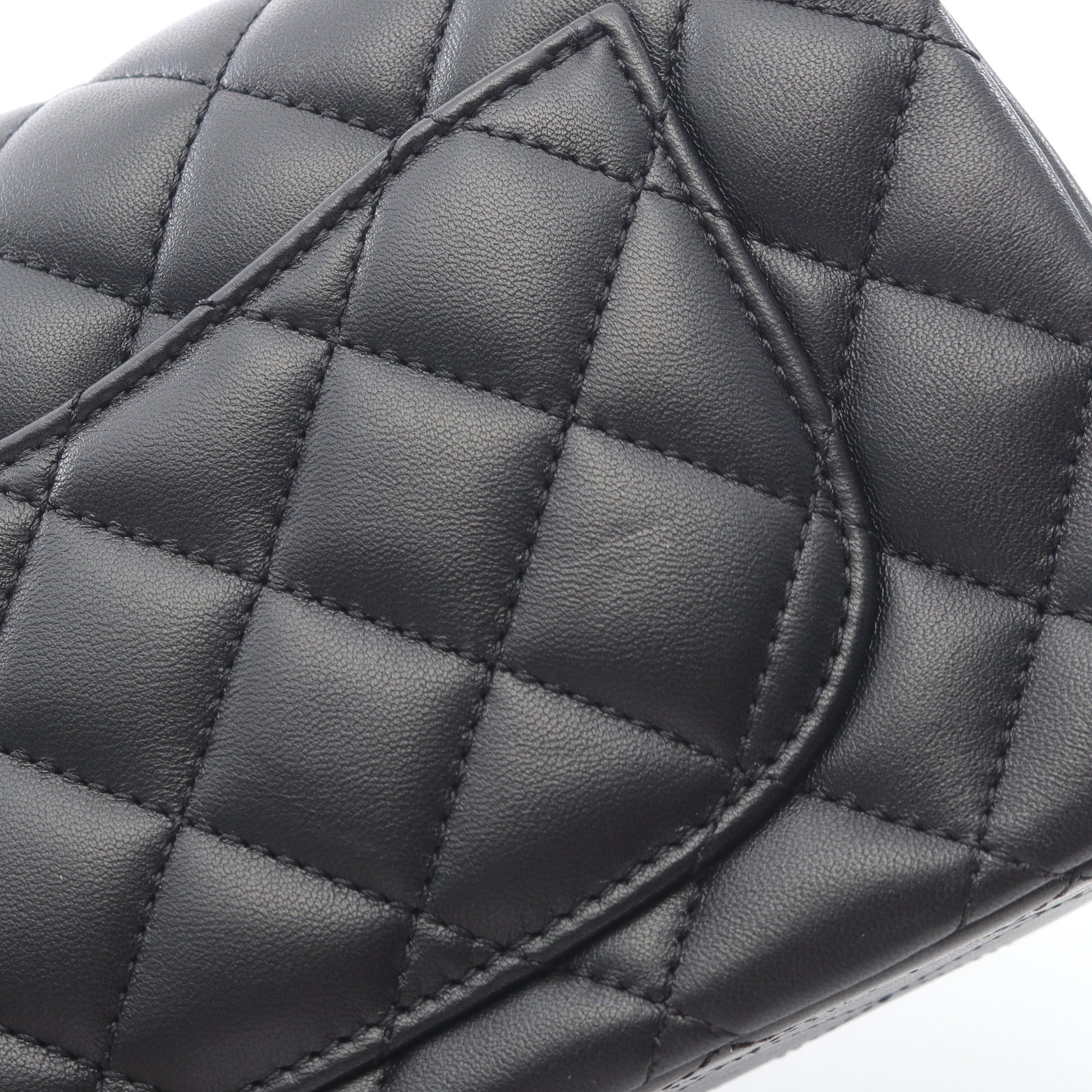 ミニマトラッセ20 チェーンショルダーバッグ ラムスキン ブラック ゴールド金具 シャネル バッグ CHANEL