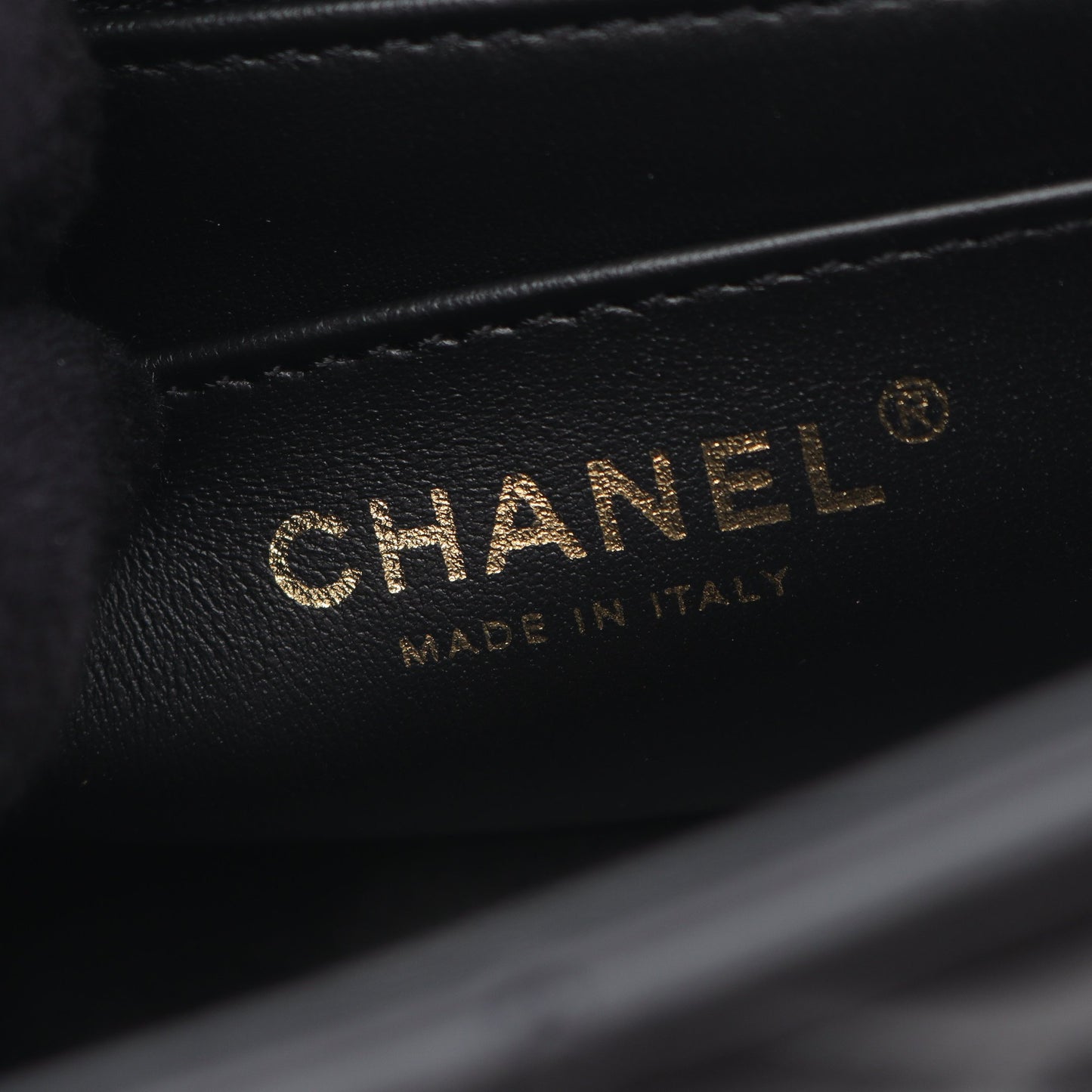 ミニマトラッセ20 チェーンショルダーバッグ ラムスキン ブラック ゴールド金具 シャネル バッグ CHANEL