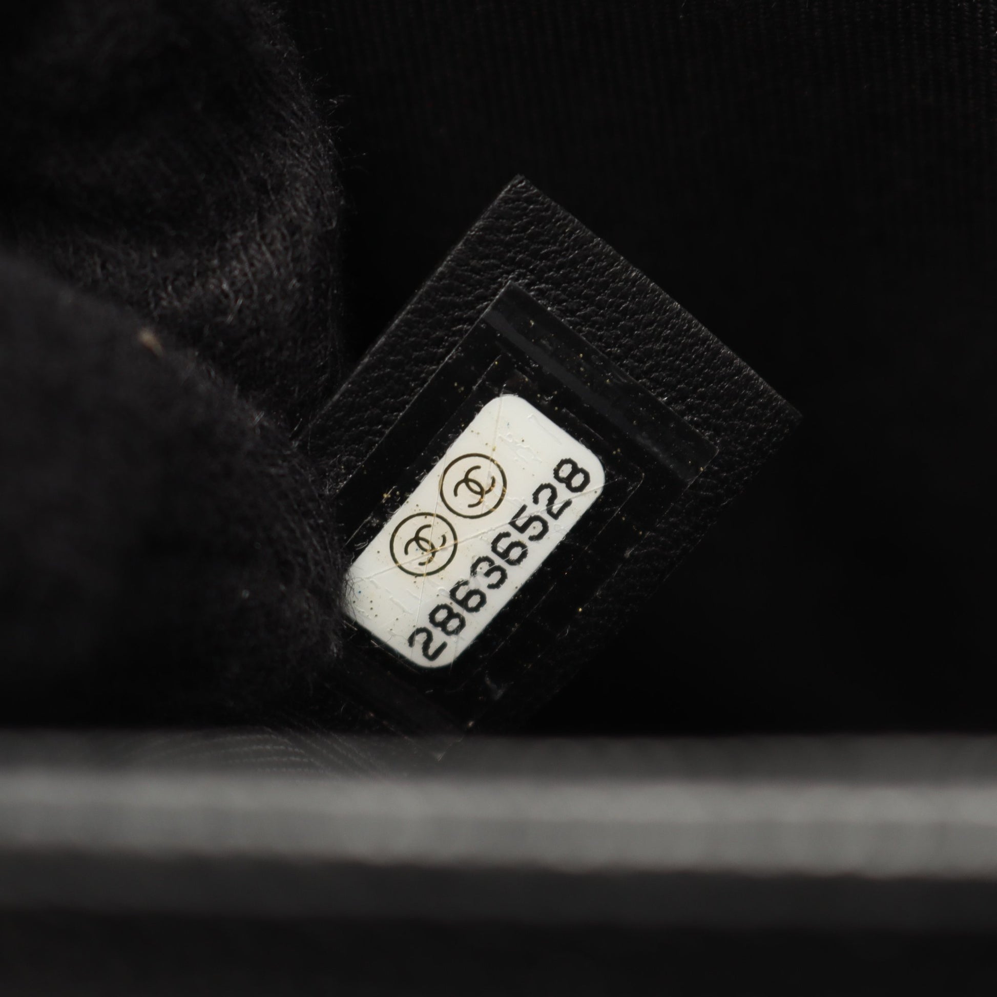 ボーイシャネル チェーンショルダーバッグ キャビアスキン ブラック アンティークシルバー金具 シャネル バッグ CHANEL