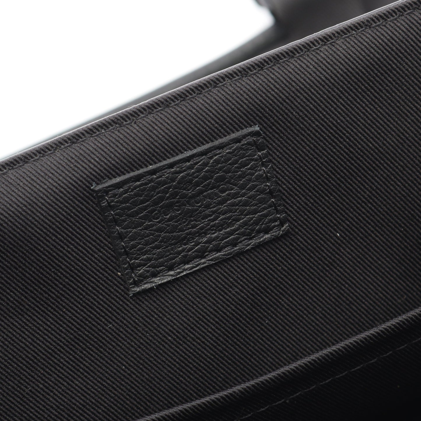 メッセンジャー ヴォワヤージュPM モノグラムシャドウ ショルダーバッグ レザー ブラック ルイヴィトン バッグ LOUIS VUITTON
