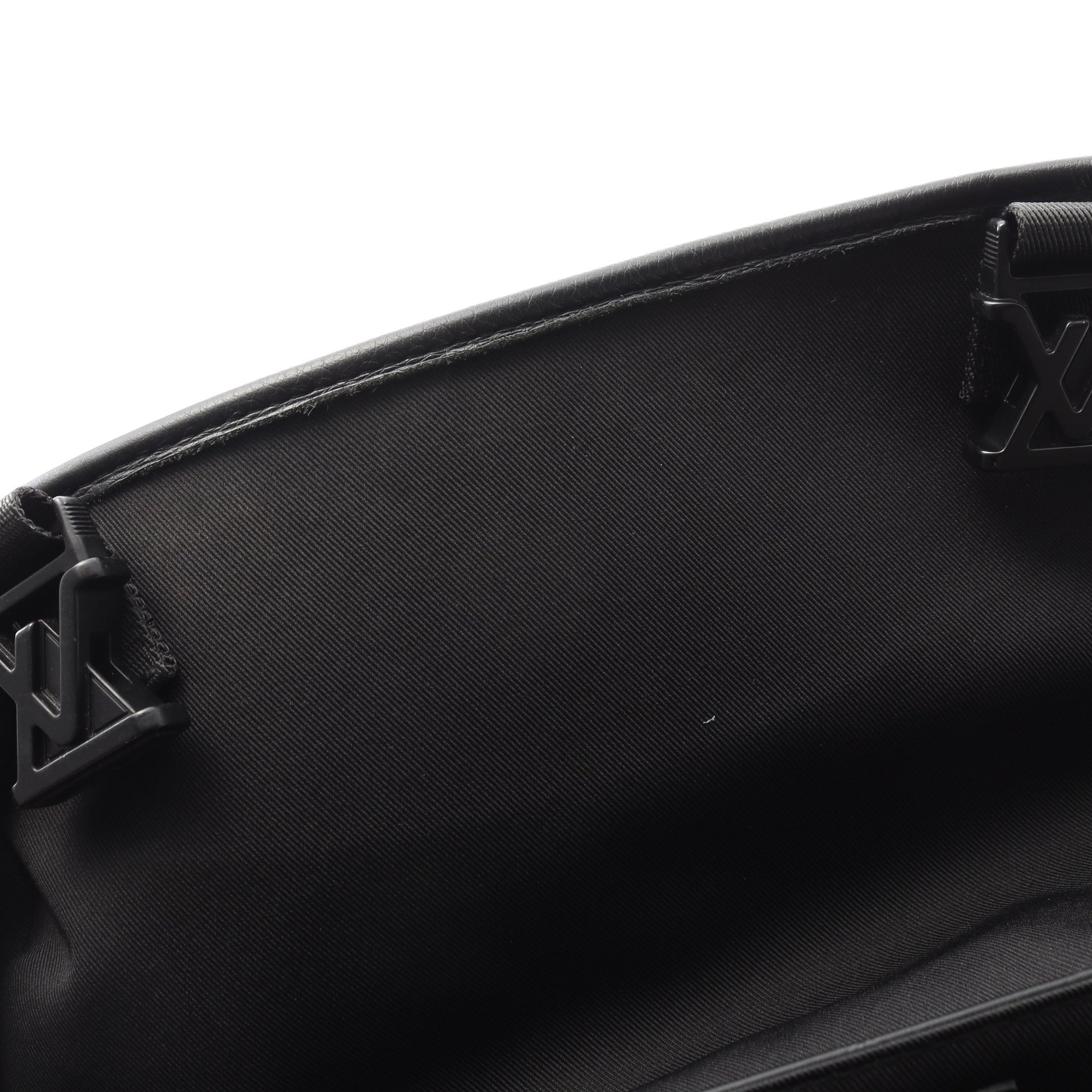メッセンジャー ヴォワヤージュPM モノグラムシャドウ ショルダーバッグ レザー ブラック ルイヴィトン バッグ LOUIS VUITTON