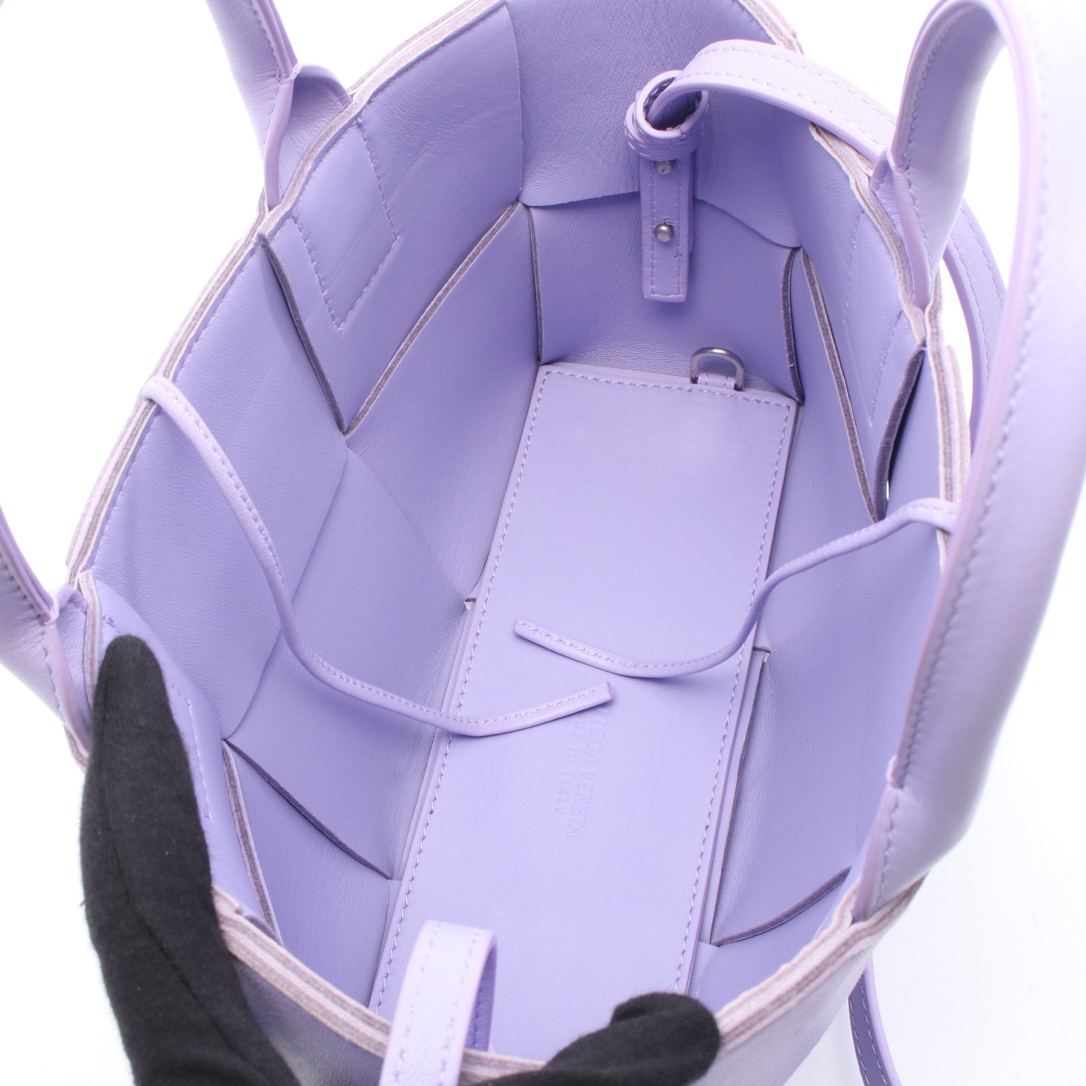 ボッテガヴェネタ　ウォータープルーフレザーバックパック BOTTEGA VENETA（ボッテガ・ヴェネタ） BOTTEGA VENETA 591970 VCQR1