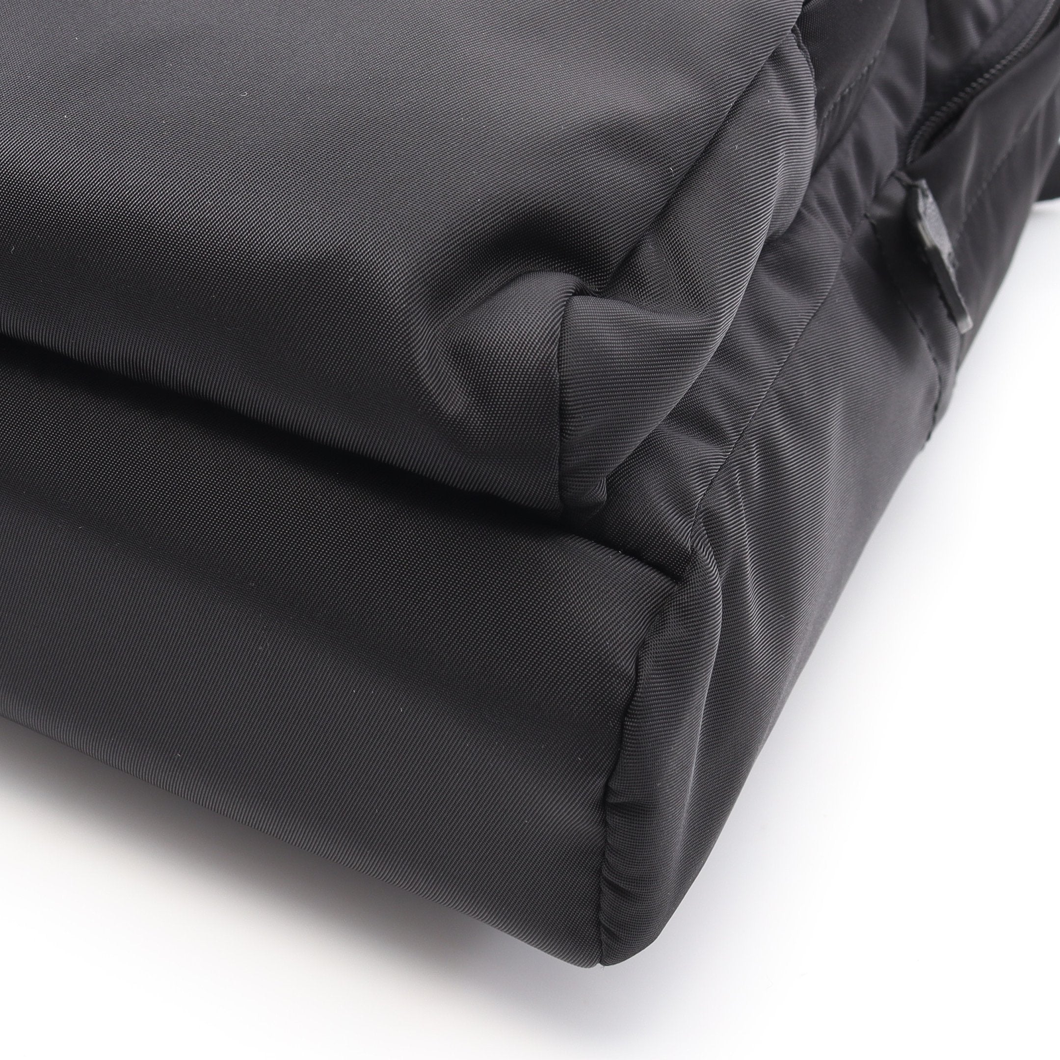 Re-Nylon ボディバッグ ナイロン サフィアーノレザー ブラック プラダ