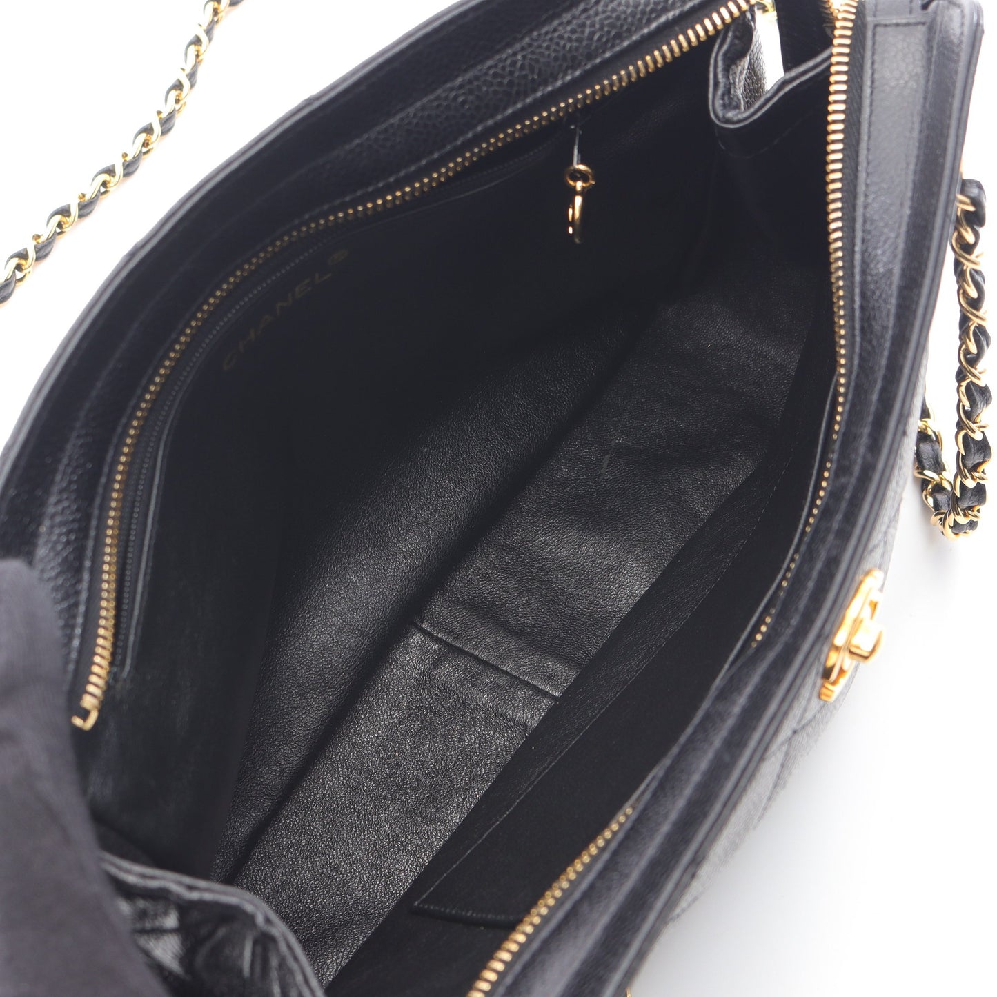 マトラッセ チェーンショルダーバッグ キャビアスキン ブラック ゴールド金具 シャネル バッグ CHANEL
