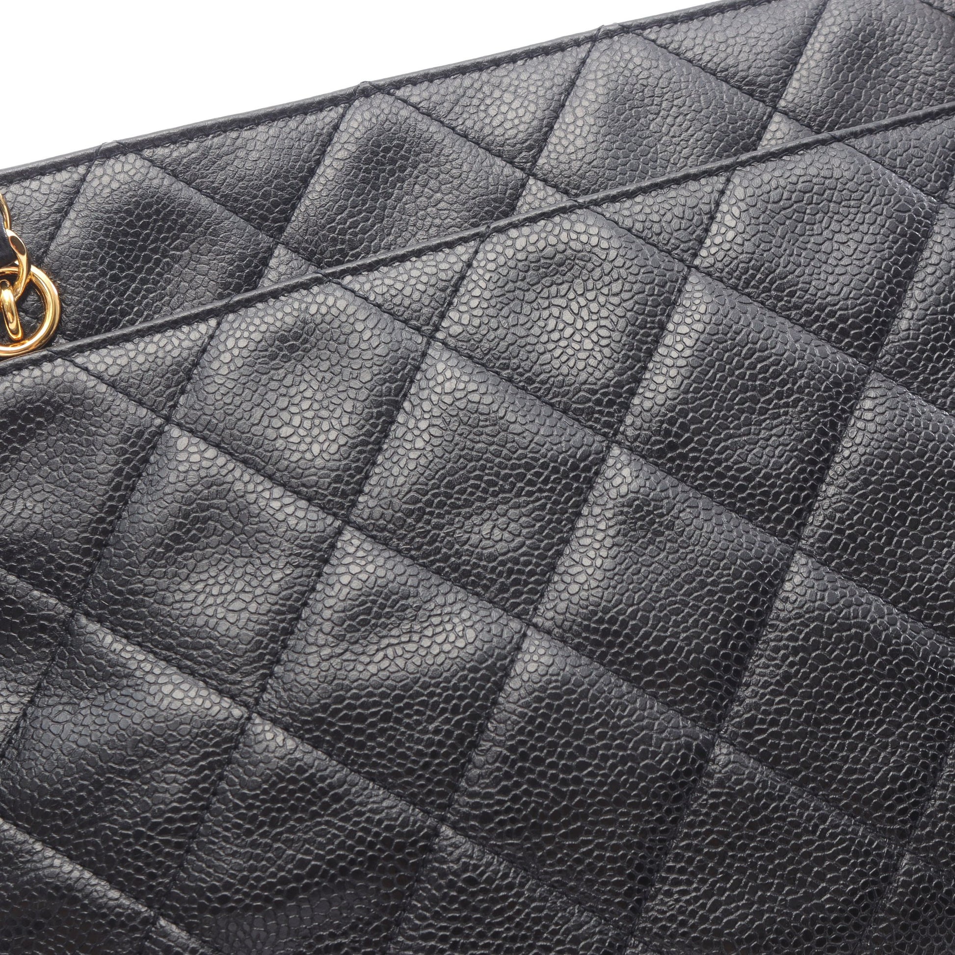 マトラッセ チェーンショルダーバッグ キャビアスキン ブラック ゴールド金具 シャネル バッグ CHANEL