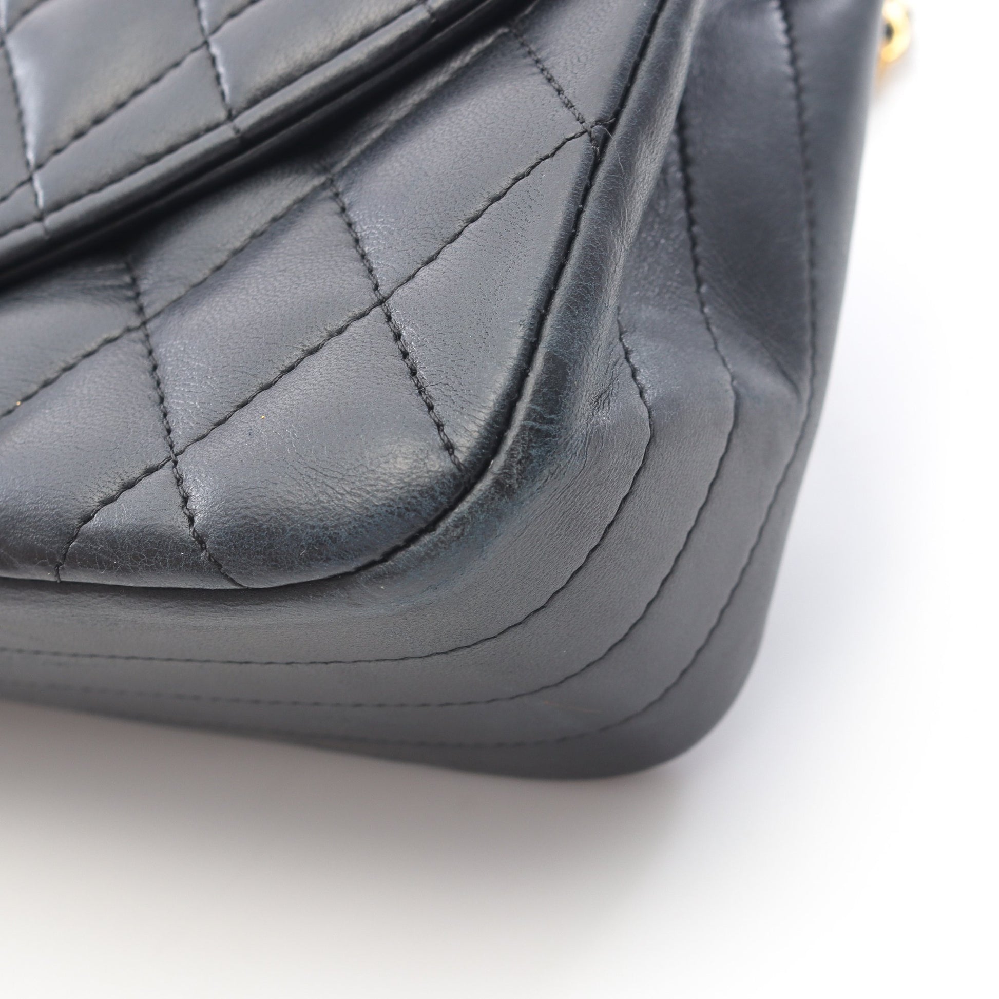 マトラッセ チェーンショルダーバッグ ラムスキン ブラック ゴールド金具 シャネル バッグ CHANEL