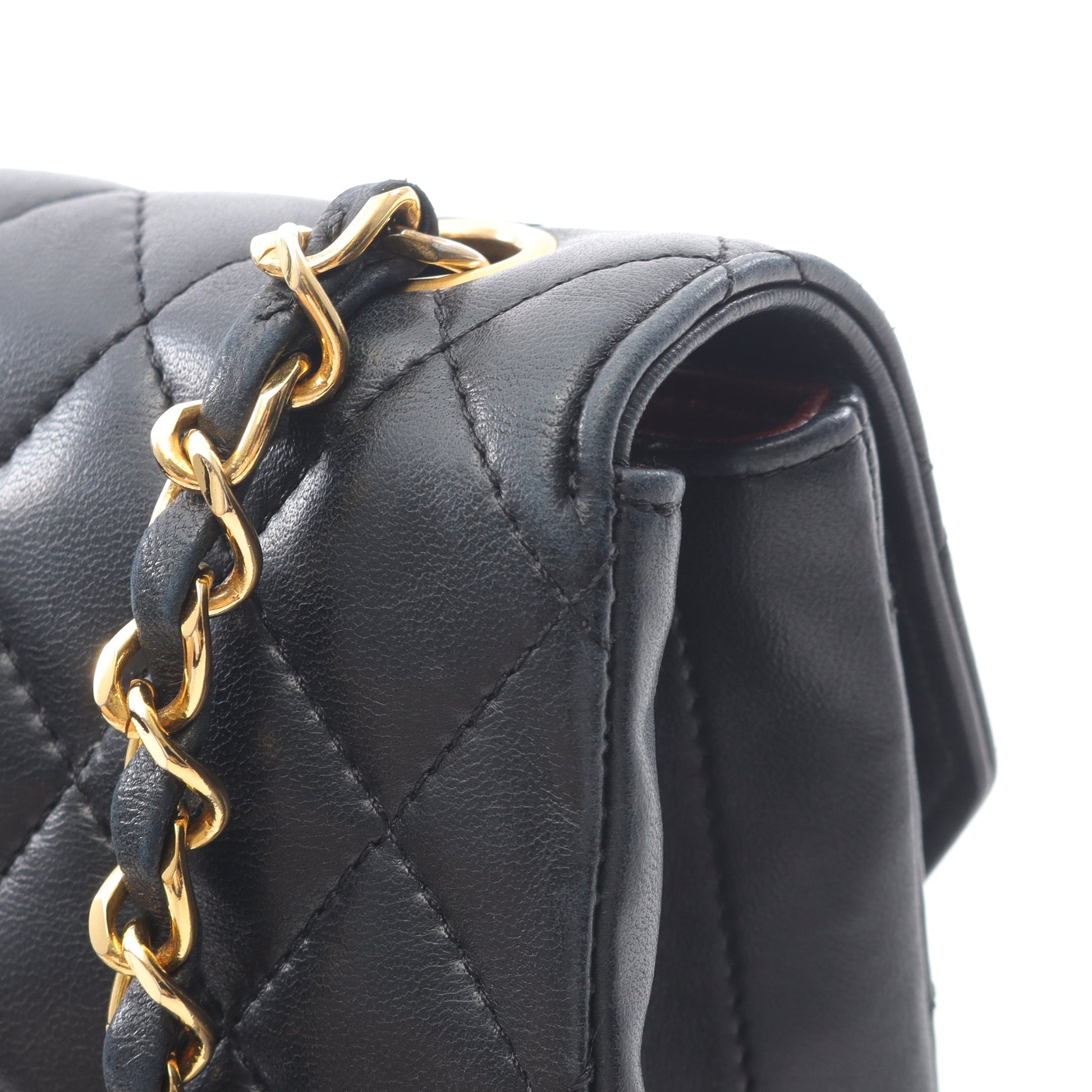 マトラッセ チェーンショルダーバッグ ラムスキン ブラック ゴールド金具 シャネル バッグ CHANEL