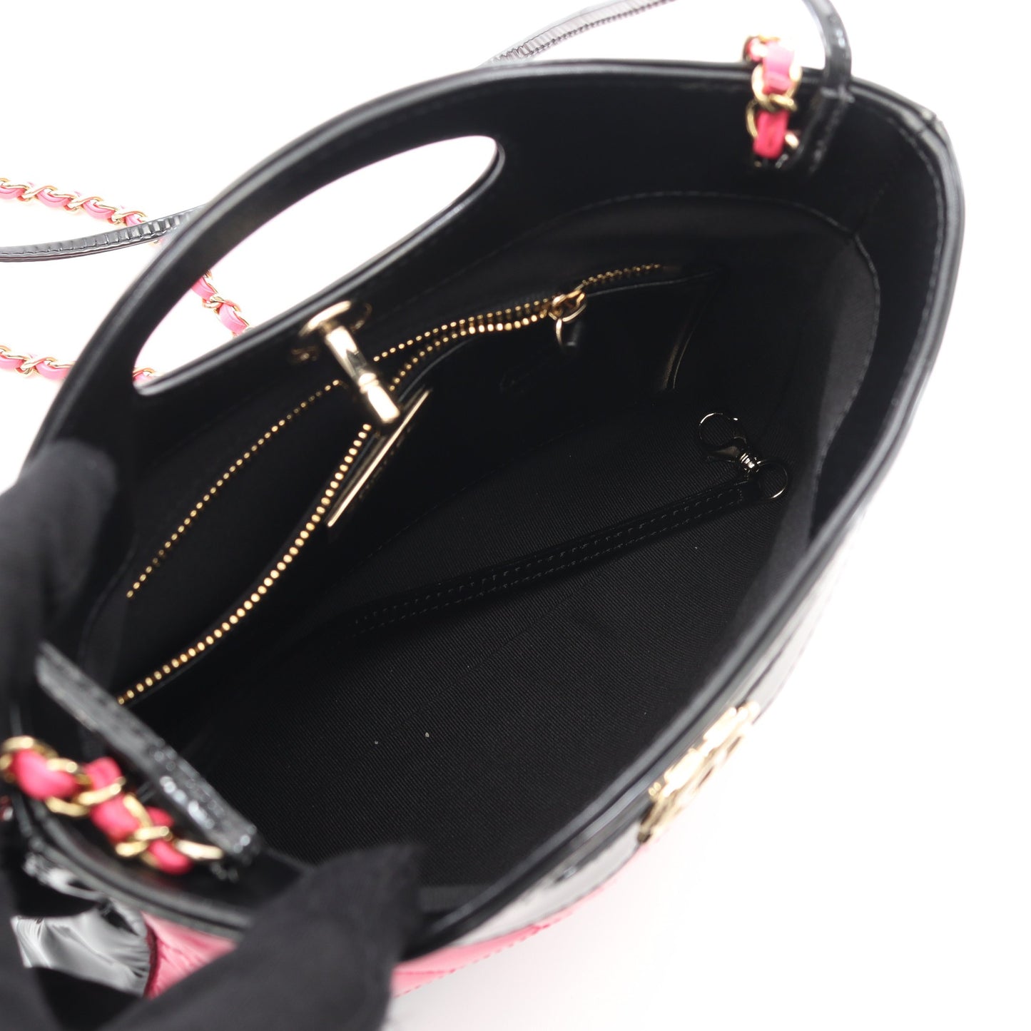 シャネル31 ショルダーバッグ エナメルレザー ピンクパープル ブラック ゴールド金具 シャネル バッグ CHANEL