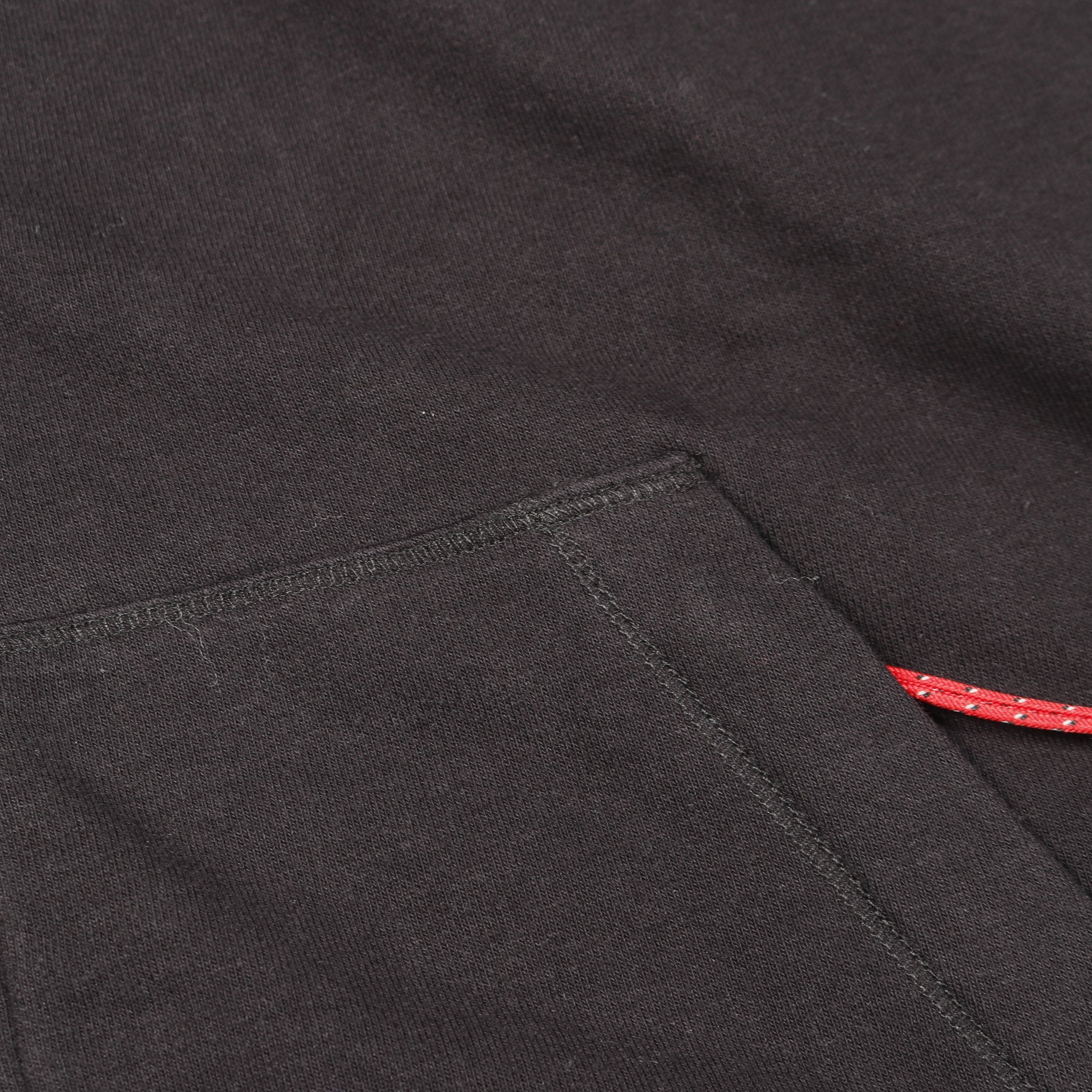 AMST-DAVOS-HT23 ジップアップパーカー コットン ブラック レッド