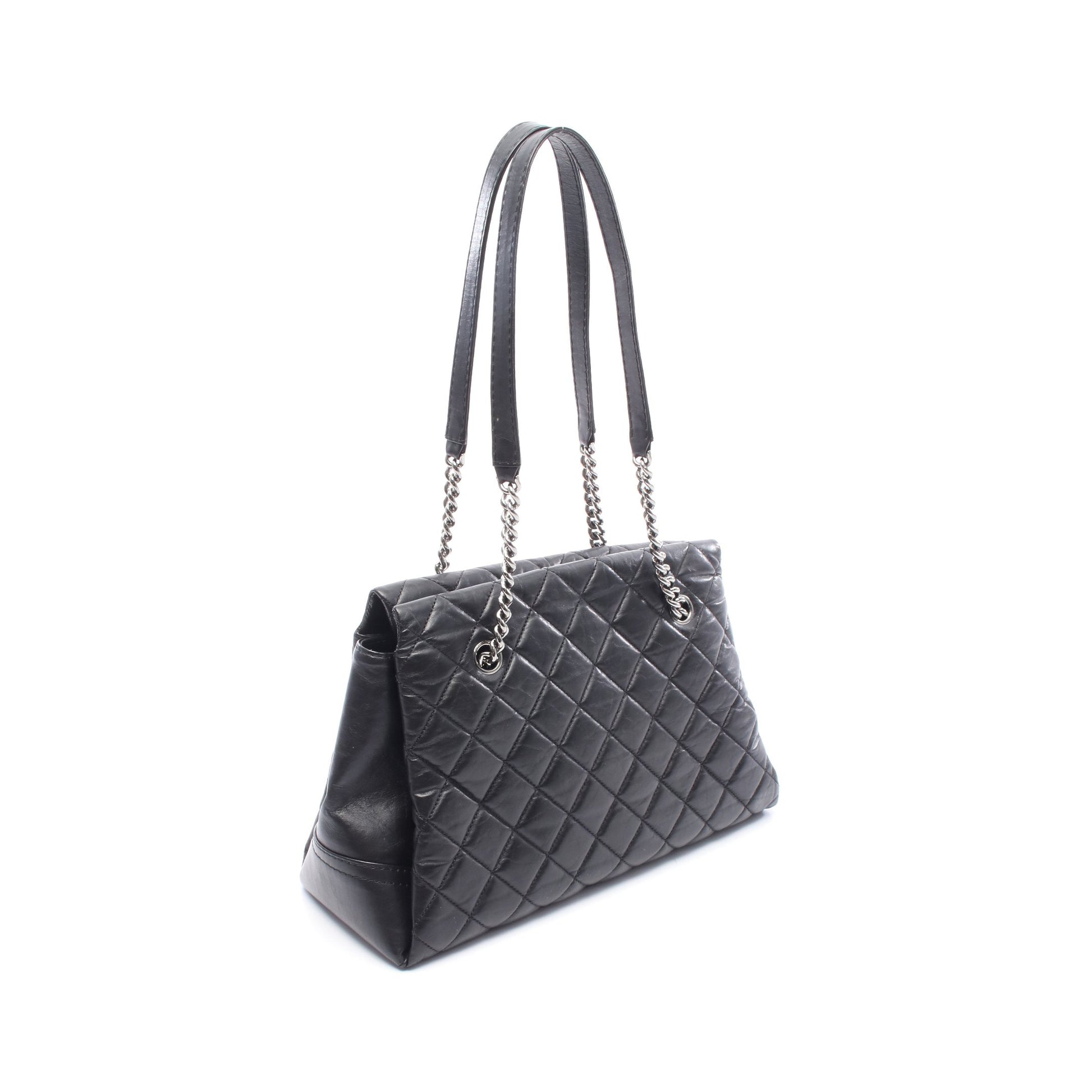 マトラッセ チェーンショルダーバッグ レザー ブラック シルバー金具 シャネル バッグ CHANEL