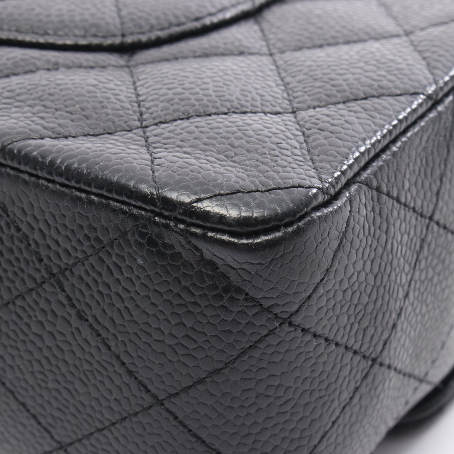 マトラッセ Wフラップ Wチェーンショルダーバッグ キャビアスキン ブラック ゴールド金具 シャネル バッグ CHANEL