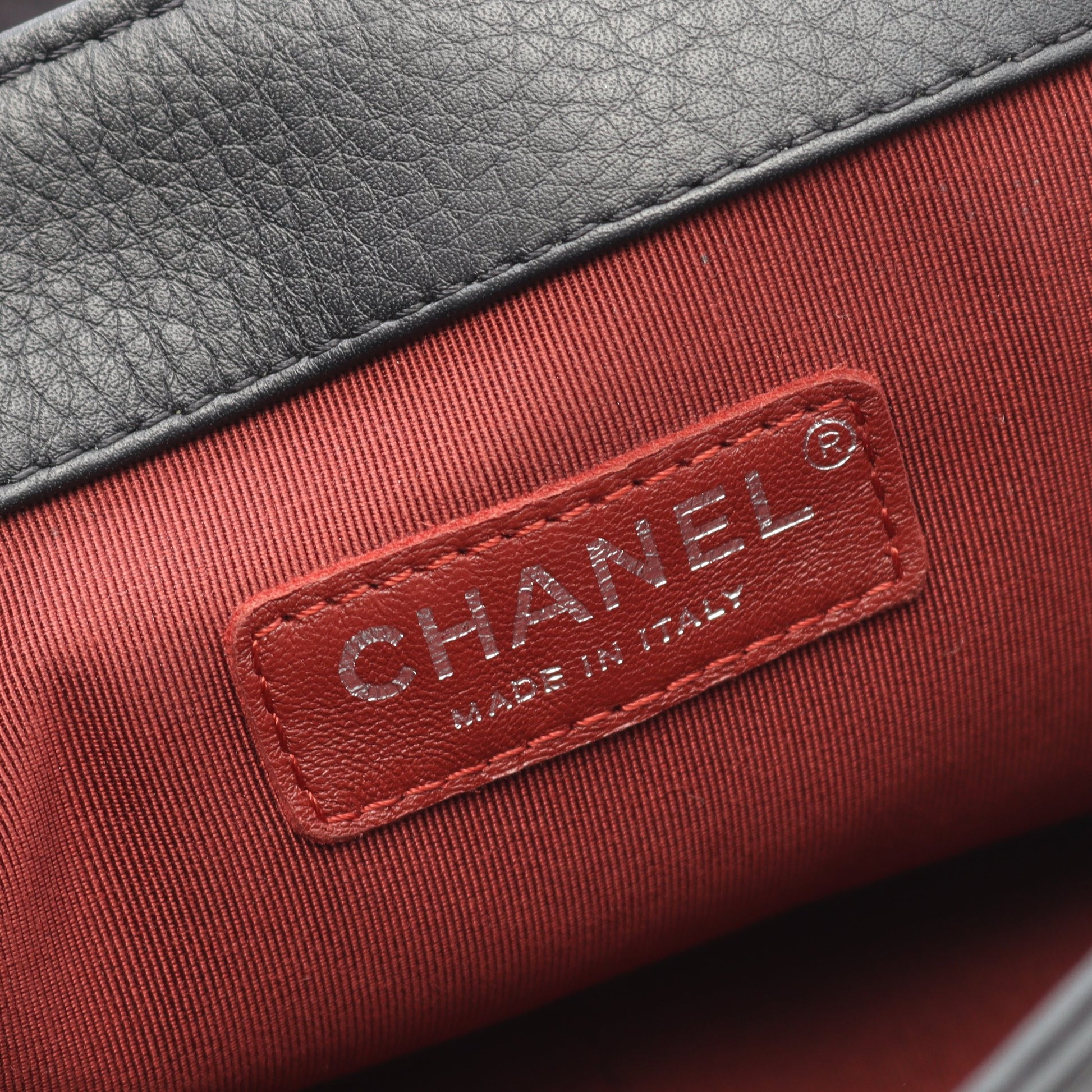 マトラッセ チェーンショルダーバッグ レザー ダークネイビー ゴールド金具 2WAY シャネル バッグ CHANEL