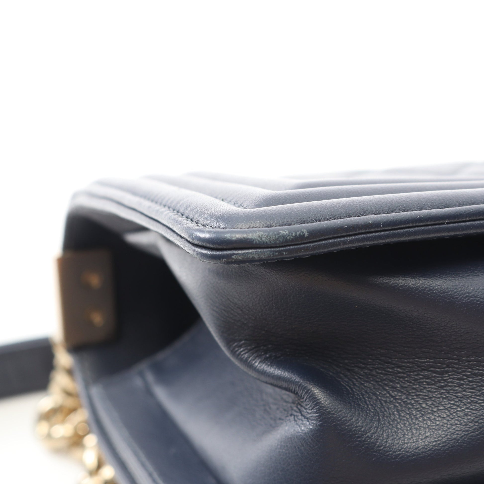 ボーイシャネル スモール チェーンショルダーバッグ ラムスキン ダークネイビー ゴールド金具 シャネル バッグ CHANEL