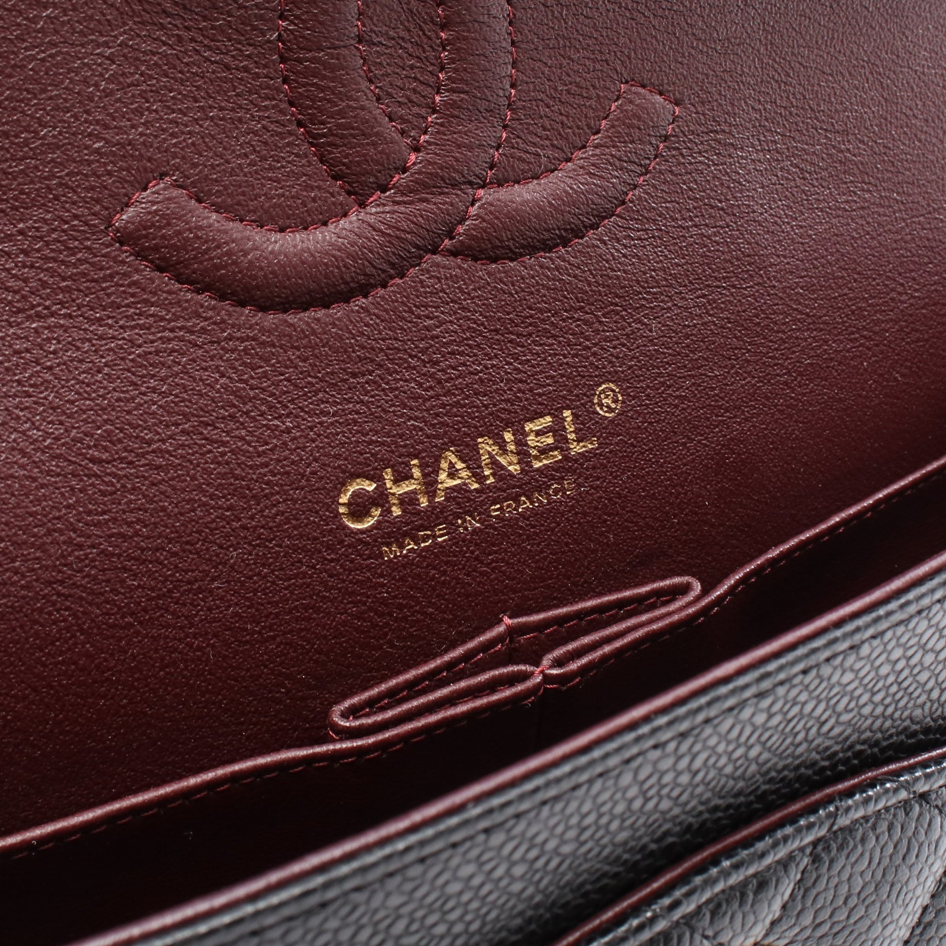 マトラッセ Wフラップ Wチェーンショルダーバッグ キャビアスキン ブラック ゴールド金具 シャネル バッグ CHANEL