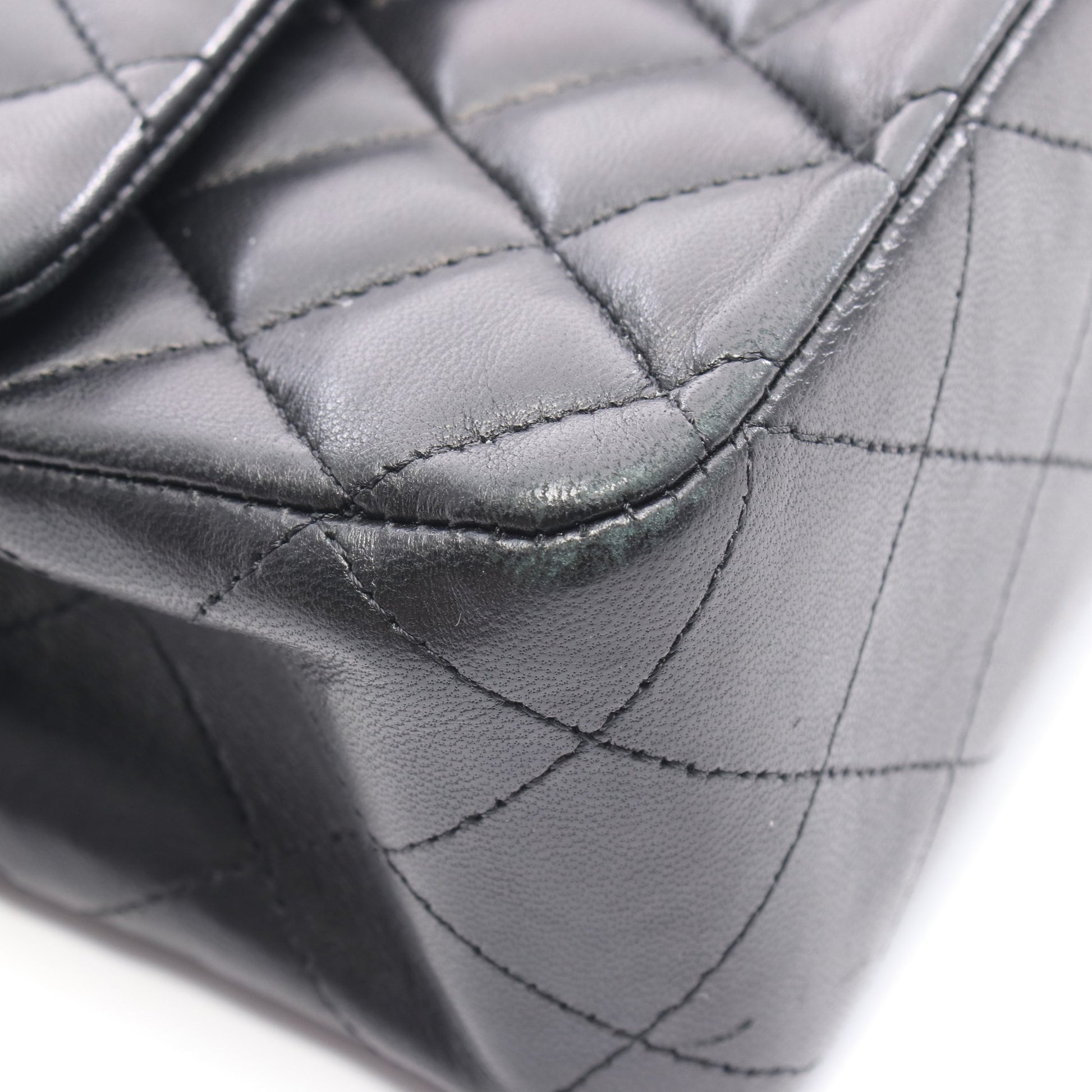 マトラッセ Wフラップ Wチェーンショルダーバッグ レザー ブラック ゴールド金具 シャネル バッグ CHANEL