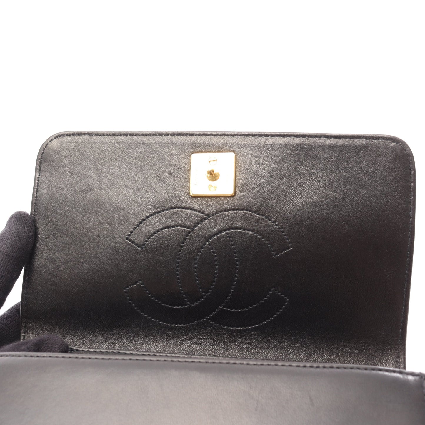 ミニマトラッセ フルフラップ チェーンショルダーバッグ ラムスキン ブラック ゴールド金具 シャネル バッグ CHANEL