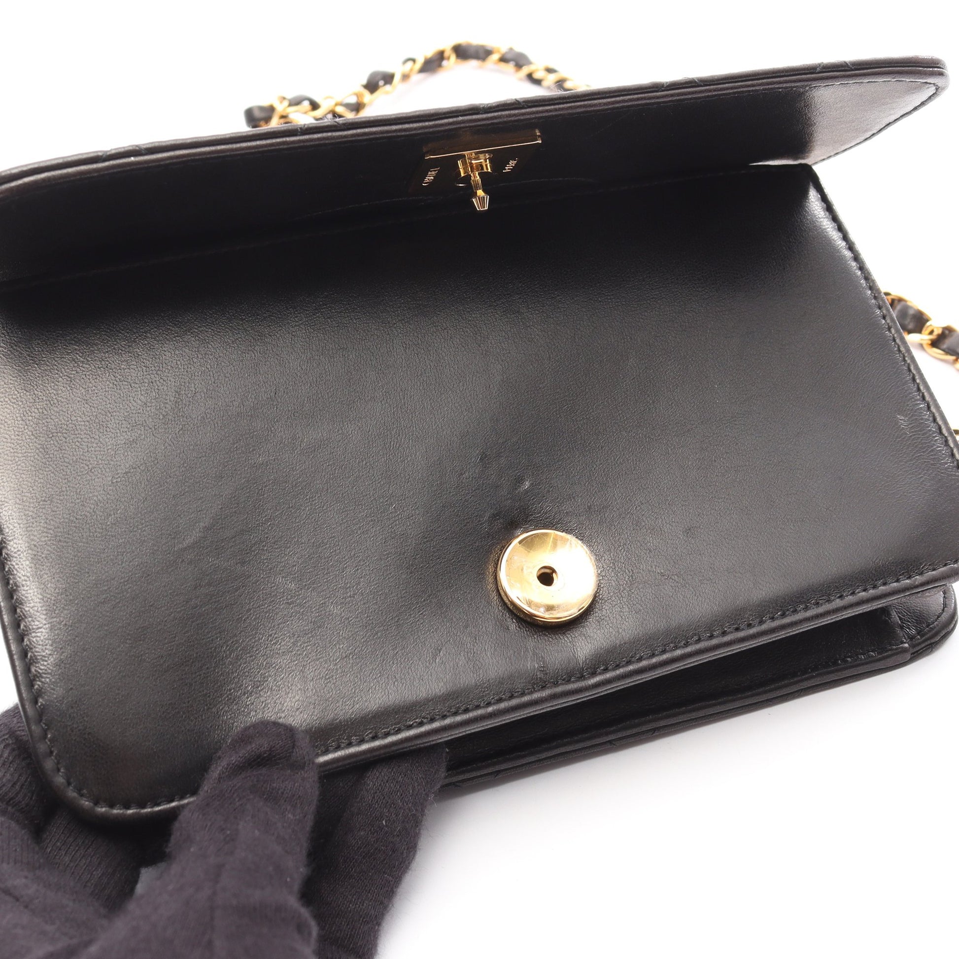 ミニマトラッセ フルフラップ チェーンショルダーバッグ ラムスキン ブラック ゴールド金具 シャネル バッグ CHANEL