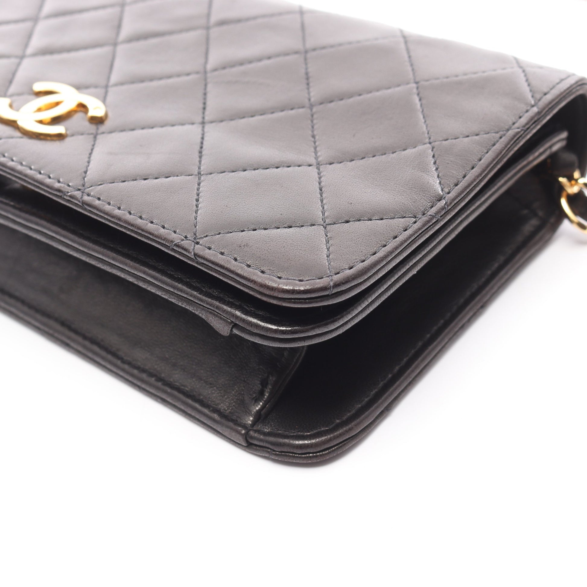 ミニマトラッセ フルフラップ チェーンショルダーバッグ ラムスキン ブラック ゴールド金具 シャネル バッグ CHANEL