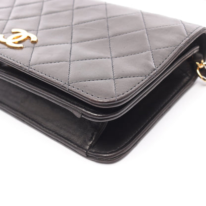 ミニマトラッセ フルフラップ チェーンショルダーバッグ ラムスキン ブラック ゴールド金具 シャネル バッグ CHANEL