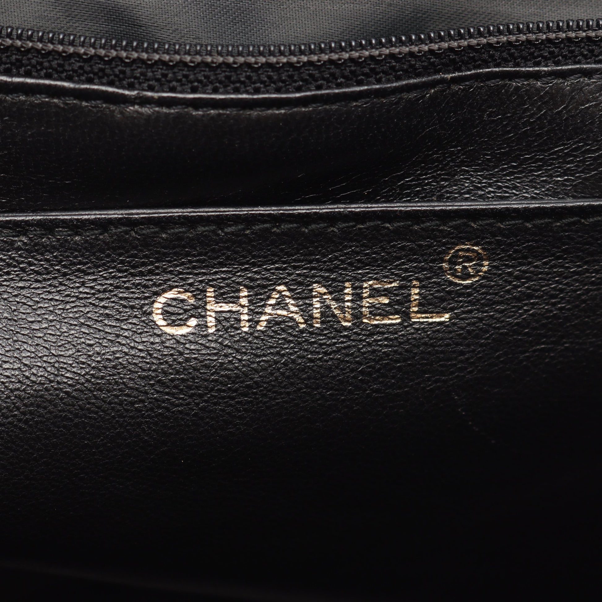 マトラッセ ハンドバッグ キャビアスキン ブラック ゴールド金具 シャネル バッグ CHANEL