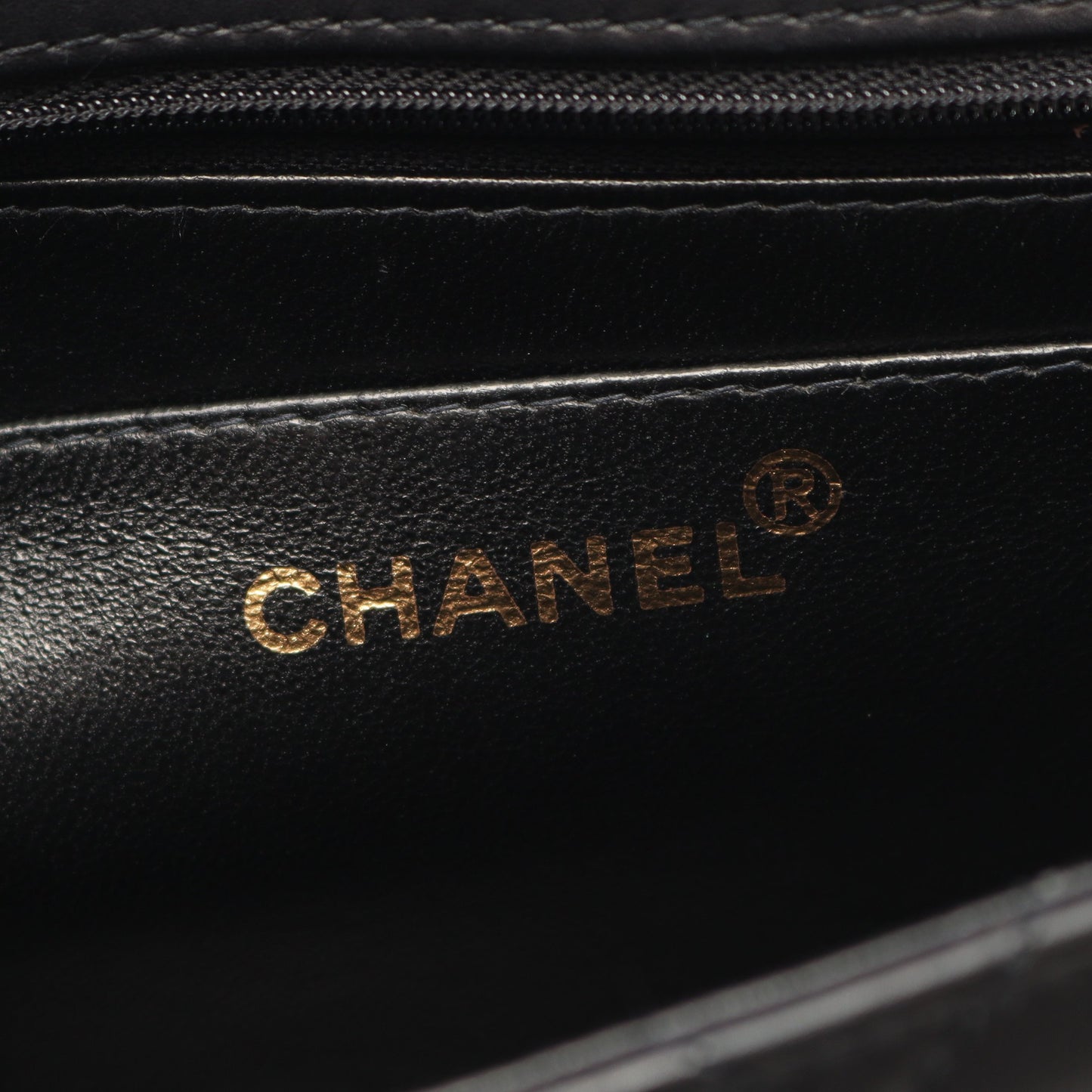 マトラッセ Wチェーンショルダーバッグ ラムスキン ブラック ゴールド金具 シャネル バッグ CHANEL