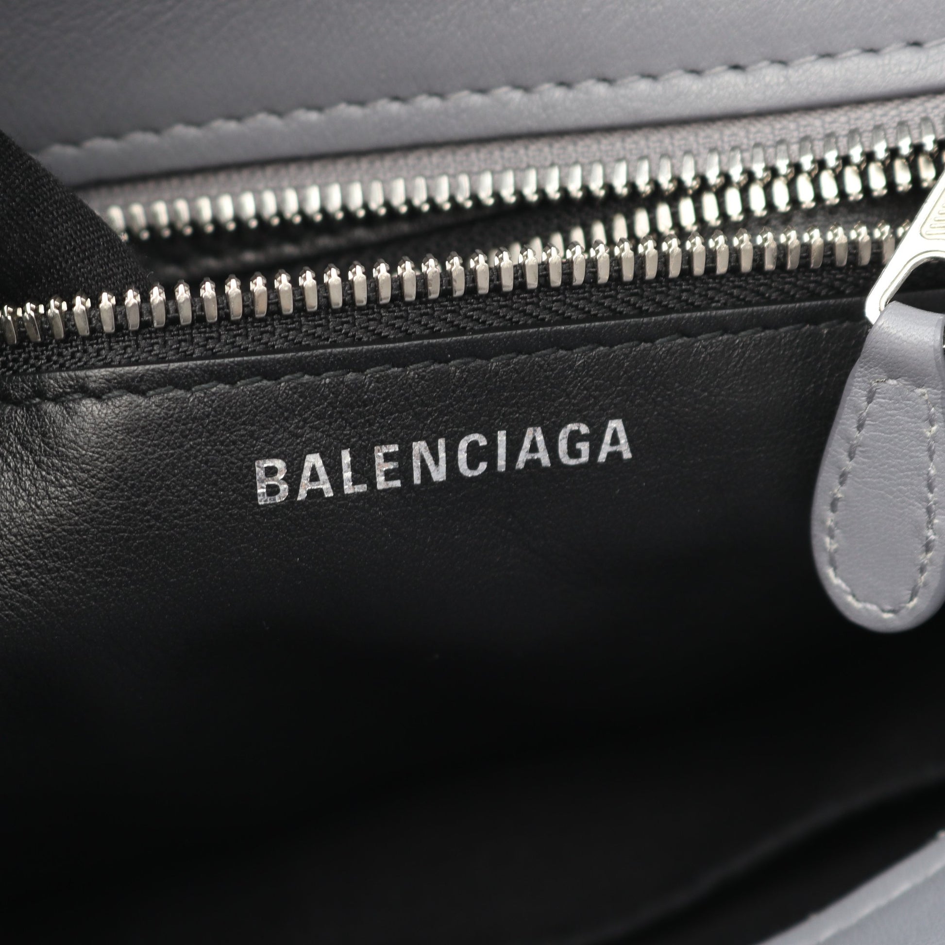 ランドリーカバXS ハンドバッグ レザー グレー 2WAY バレンシアガ – RECLO