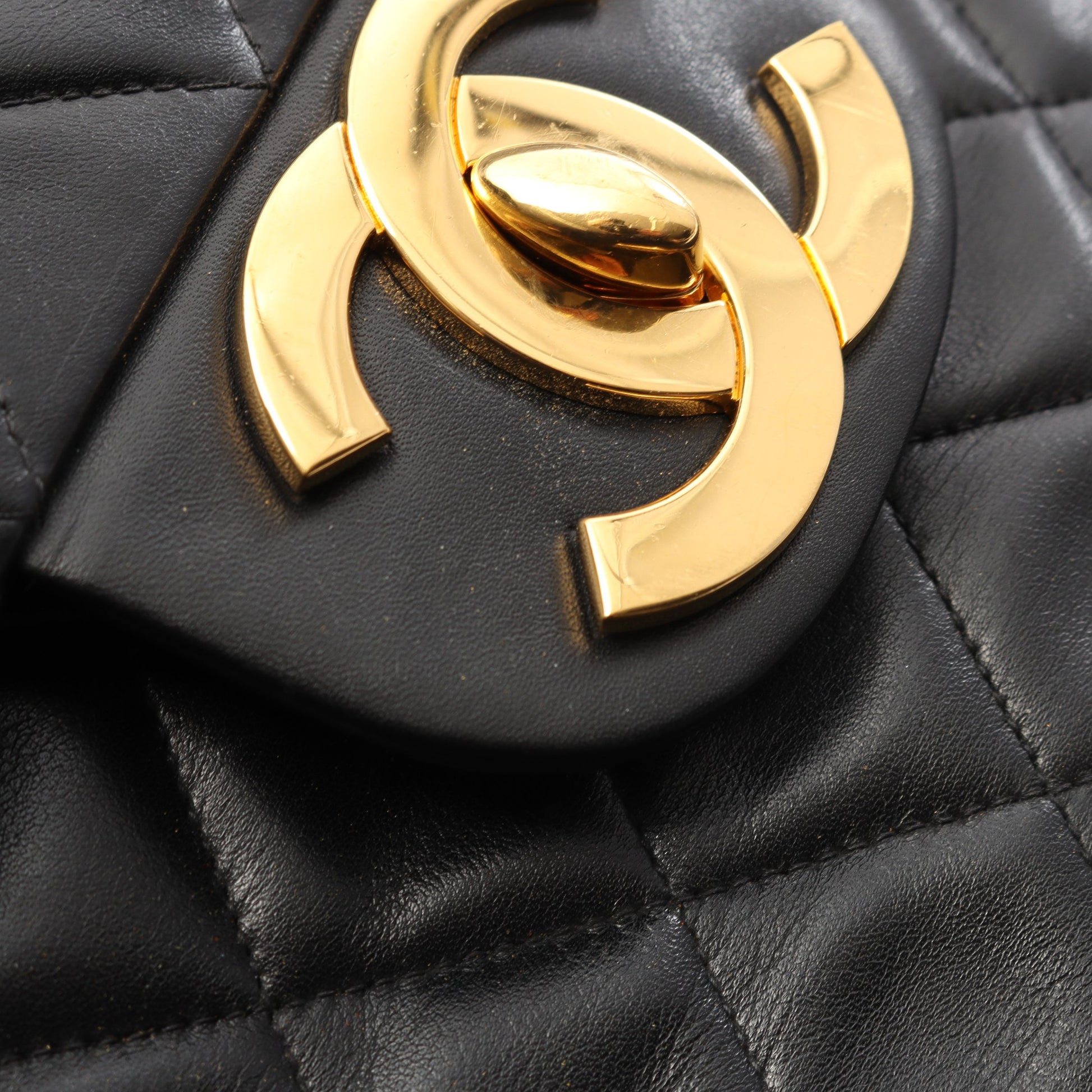 デカマトラッセ34 Wチェーンショルダーバッグ ラムスキン ブラック ゴールド金具 ヴィンテージ シャネル バッグ CHANEL