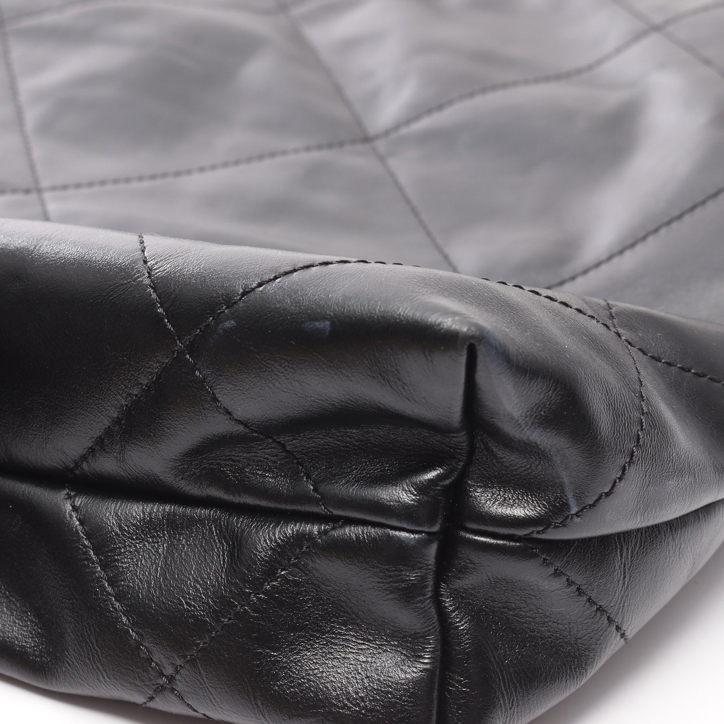 マトラッセ シャネル22 スモール チェーンショルダーバッグ レザー ブラック ゴールド金具 シャネル バッグ CHANEL