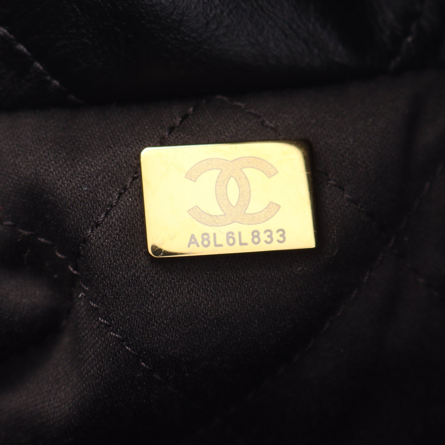 マトラッセ シャネル22 スモール チェーンショルダーバッグ レザー ブラック ゴールド金具 シャネル バッグ CHANEL