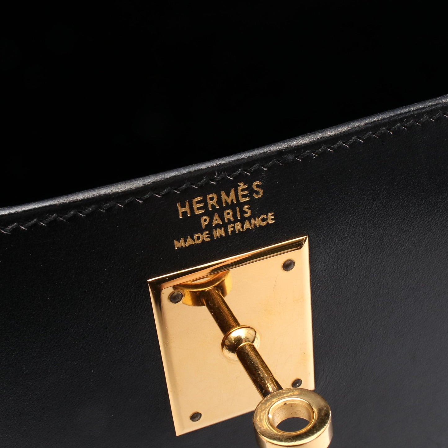 ケリー32 ハンドバッグ ボックスカーフ ブラック ゴールド金具 ○Z刻印 エルメス バッグ HERMES