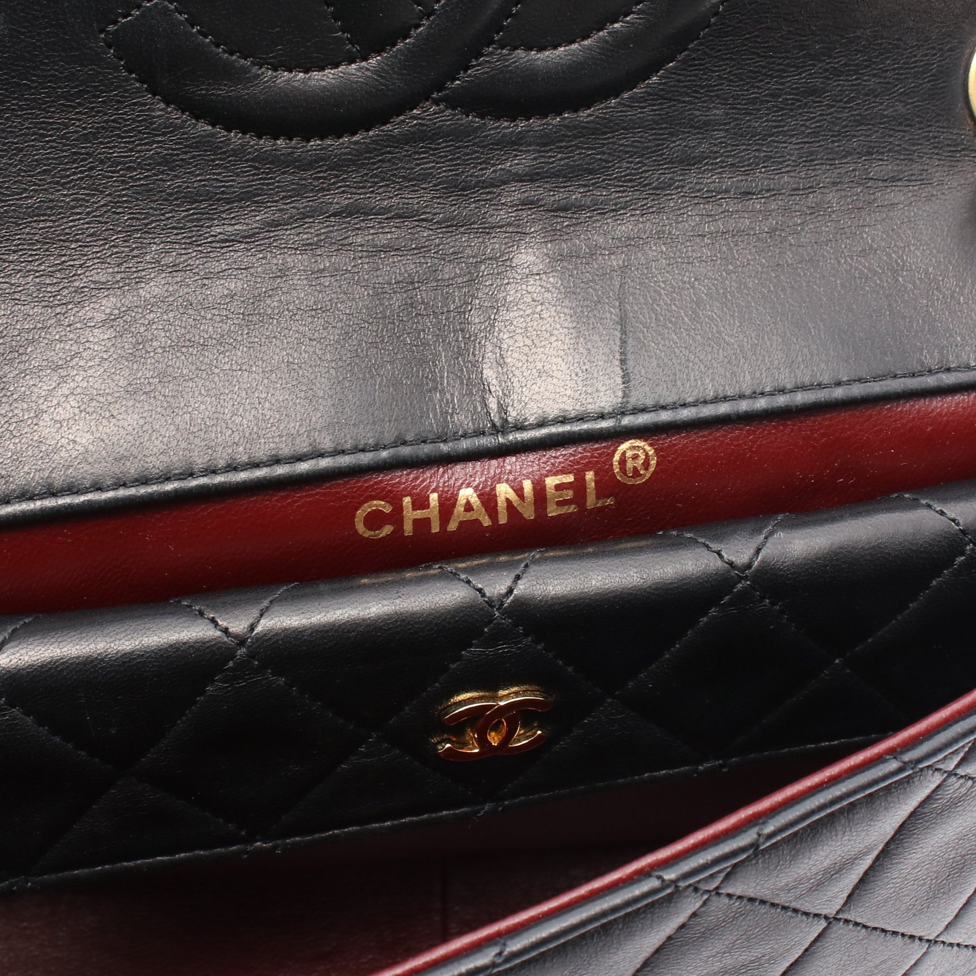 マトラッセ チェーンショルダーバッグ ラムスキン ブラック ゴールド金具 シャネル バッグ CHANEL
