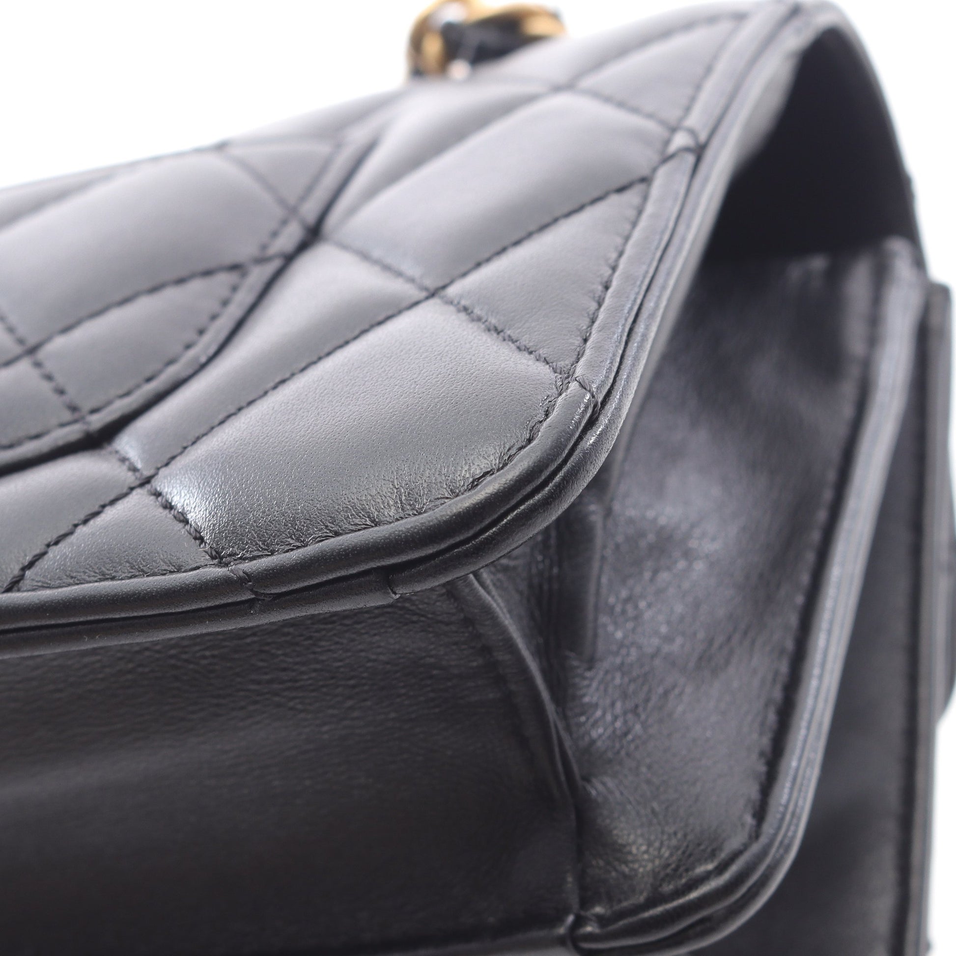 マトラッセ チェーンショルダーバッグ ラムスキン ブラック アンティークゴールド金具 2WAY シャネル バッグ CHANEL