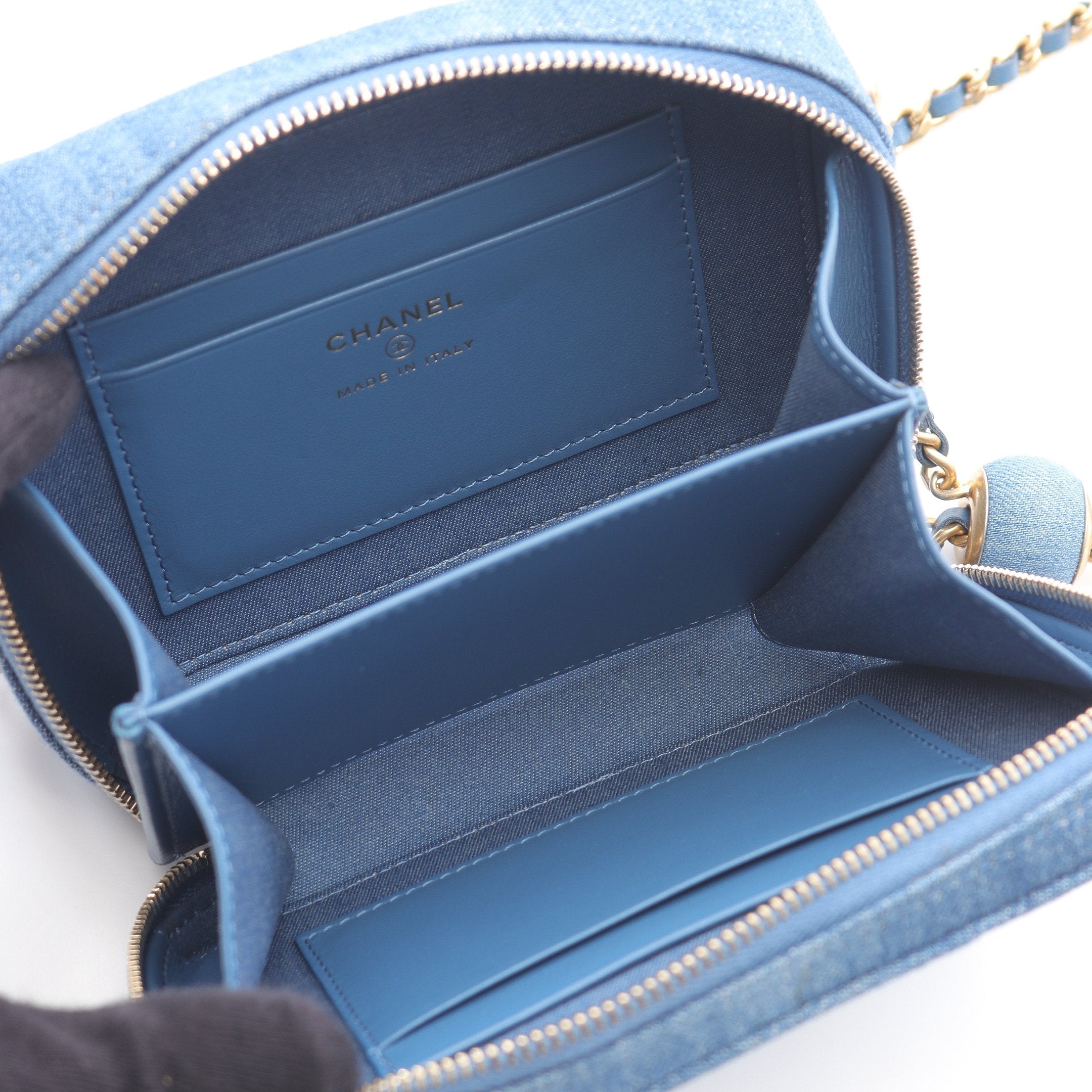 マトラッセ チェーンショルダーバッグ デニム ブルー ゴールド金具