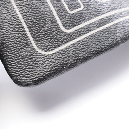 LOUIS VUITTON × fragment design iPadケース モノグラムエクリプス ポーチ PVC ブラック チェーン付き ルイヴィトン 財布・小物 LOUIS VUITTON