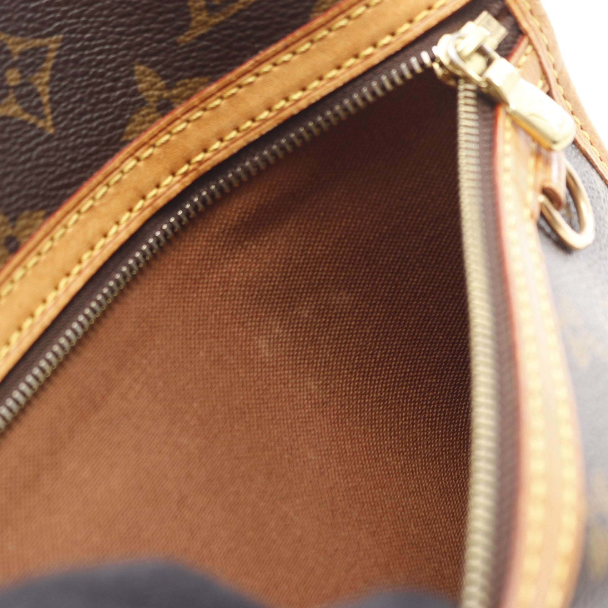 メッセンジャーPM ボスフォール モノグラム ショルダーバッグ PVC レザー ブラウン ルイヴィトン バッグ LOUIS VUITTON