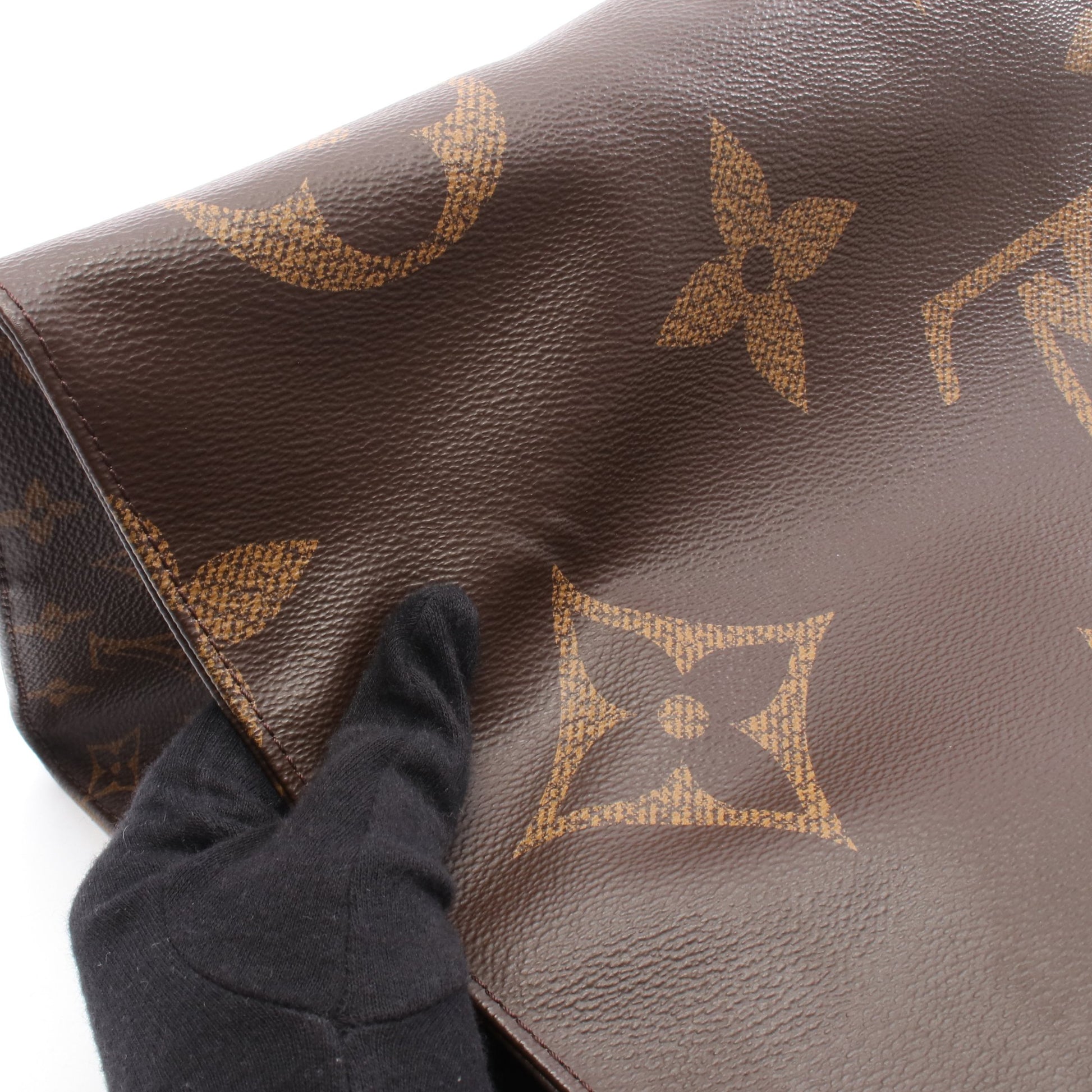 オンザゴーGM モノグラムジャイアント リバース ショルダーバッグ トートバッグ PVC ブラウン ベージュ 2WAY ルイヴィトン バッグ LOUIS VUITTON