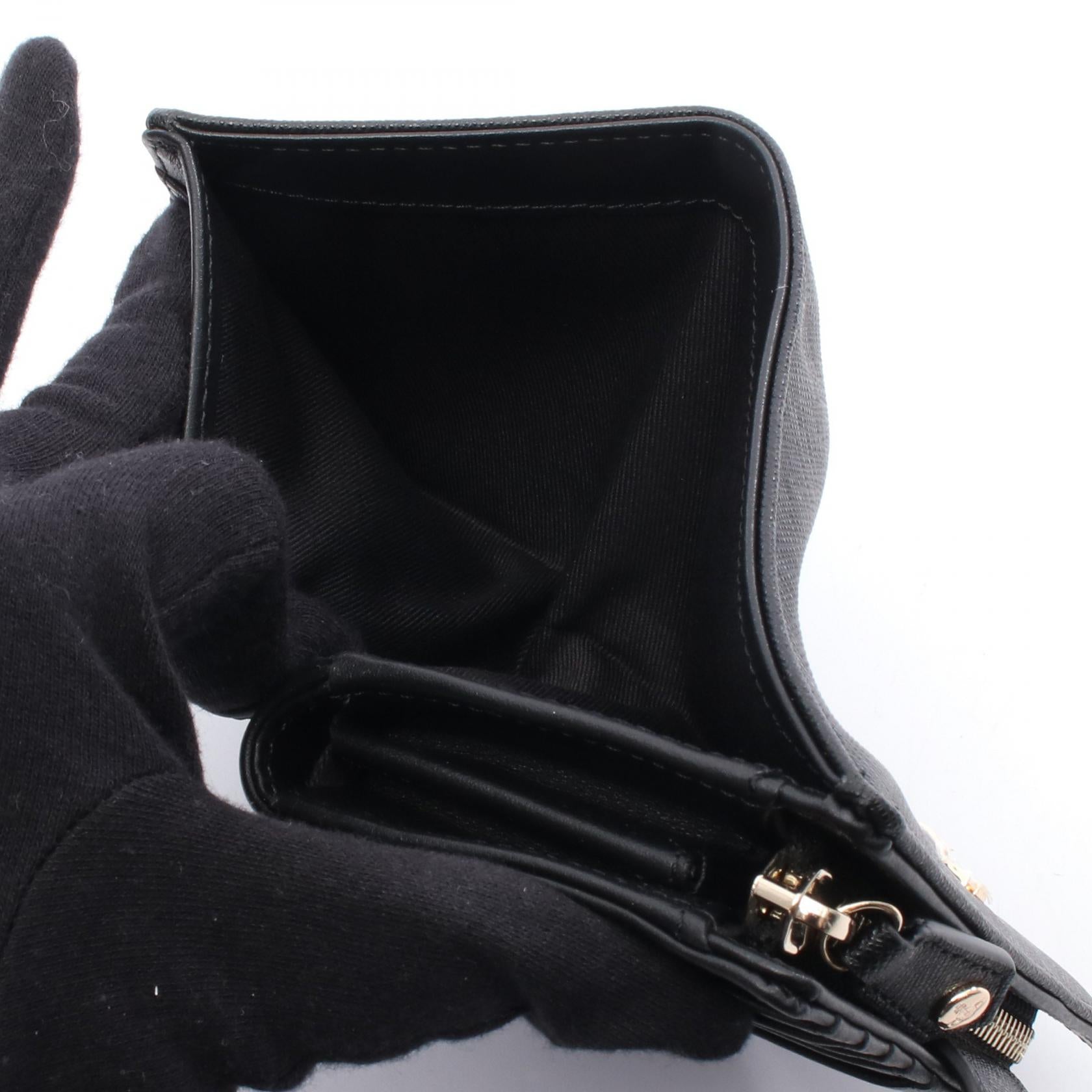 Vivienne Westwood 二つ折り財布　レザー　ブラック　オーブ ZIP CARD WALLET オーブ 二つ折り財布 サフィアーノレザー ブラック