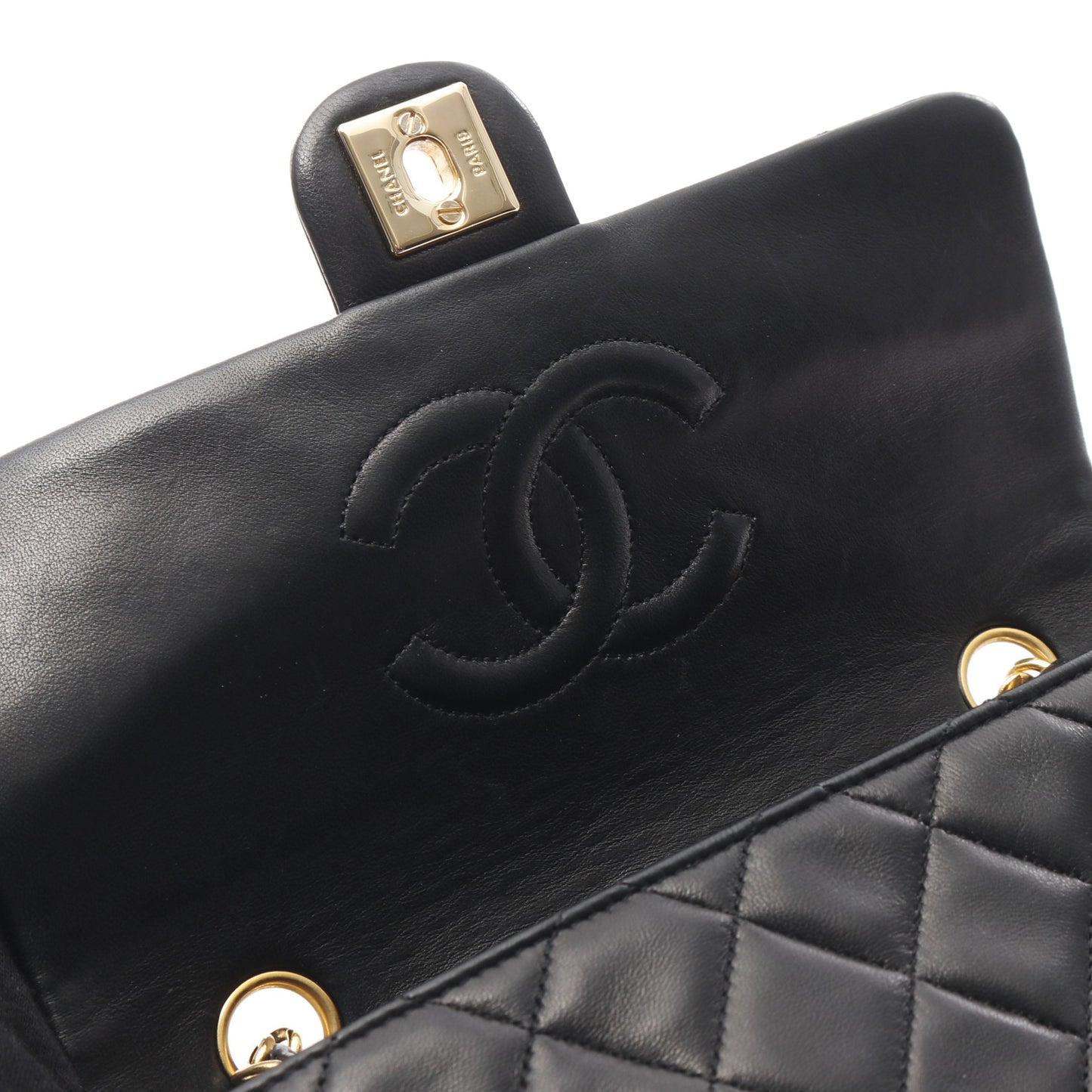 マトラッセ チェーンショルダーバッグ ラムスキン ブラック ゴールド金具 シャネル バッグ CHANEL