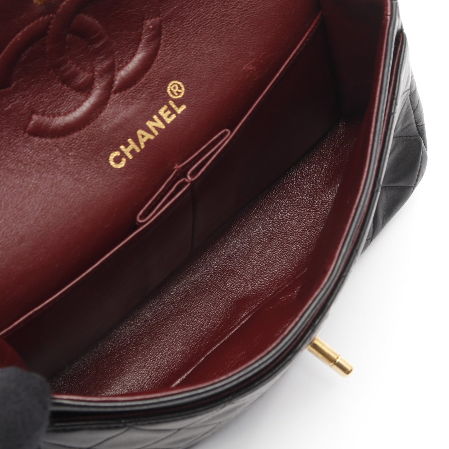 マトラッセ Wフラップ Wチェーンショルダーバッグ ラムスキン ブラック ゴールド金具 シャネル バッグ CHANEL