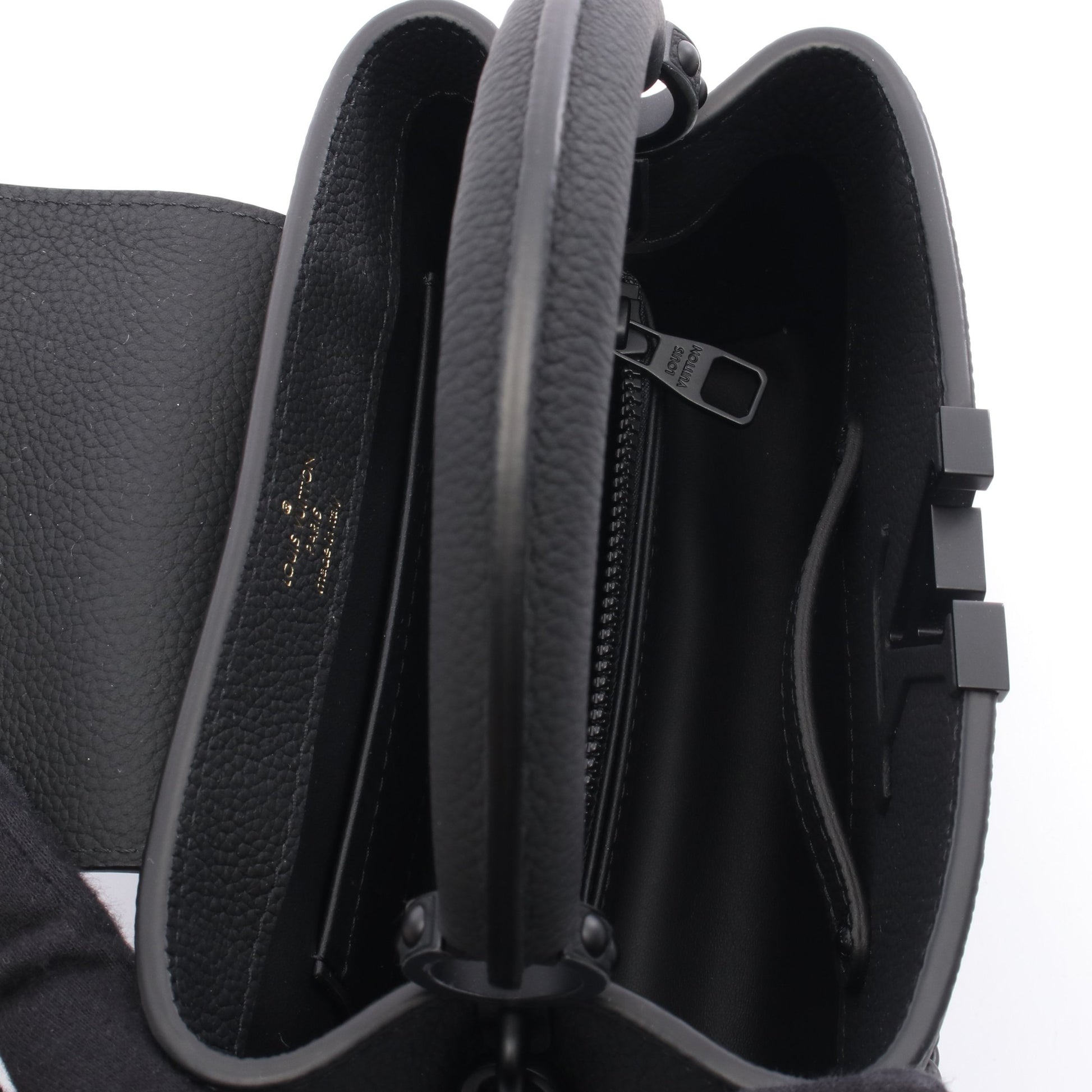カプシーヌEW MINI ハンドバッグ レザー ブラック 2WAY ルイヴィトン バッグ LOUIS VUITTON