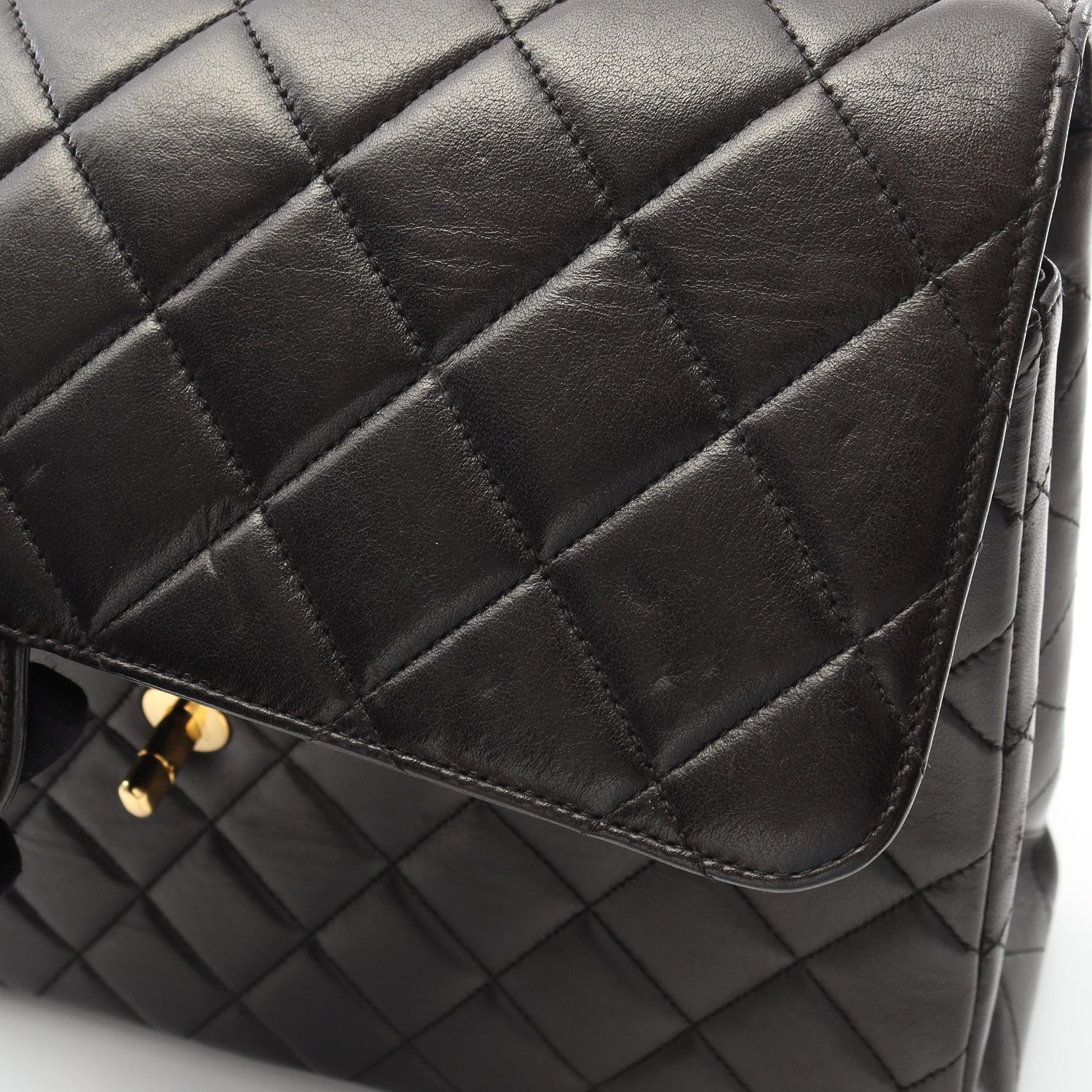 デカマトラッセ 30 シングルフラップ Wチェーンショルダーバッグ ラムスキン ブラック ゴールド金具 シャネル バッグ CHANEL