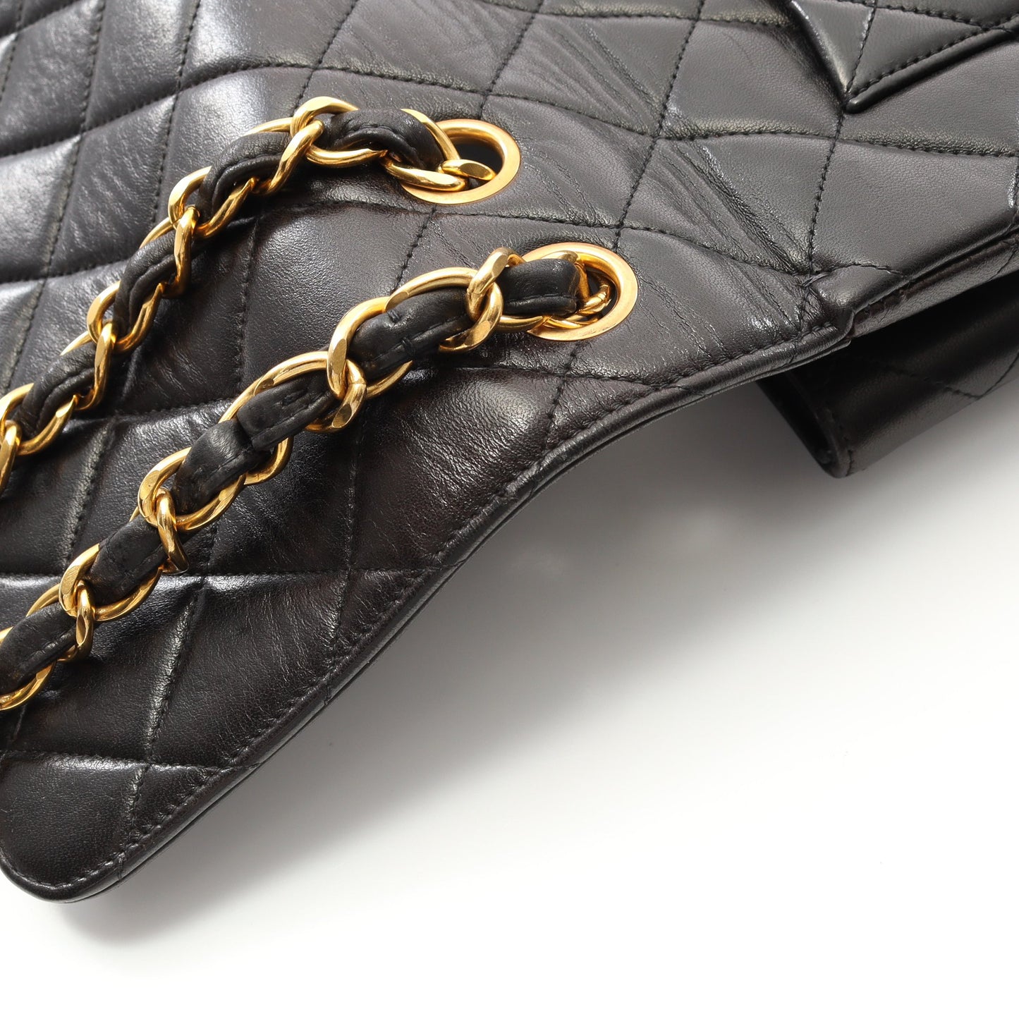 デカマトラッセ 30 シングルフラップ Wチェーンショルダーバッグ ラムスキン ブラック ゴールド金具 シャネル バッグ CHANEL