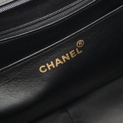 デカマトラッセ 30 シングルフラップ Wチェーンショルダーバッグ ラムスキン ブラック ゴールド金具 シャネル バッグ CHANEL