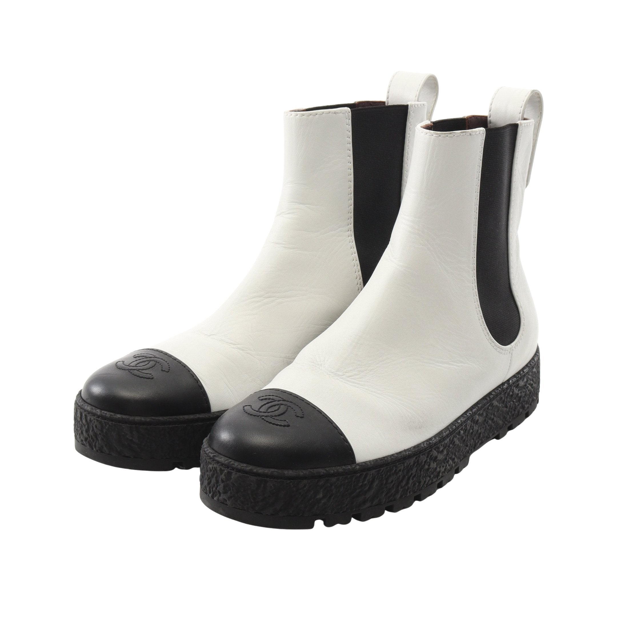 ココマーク サイドゴアブーツ レザー ホワイト ブラック シャネル – RECLO