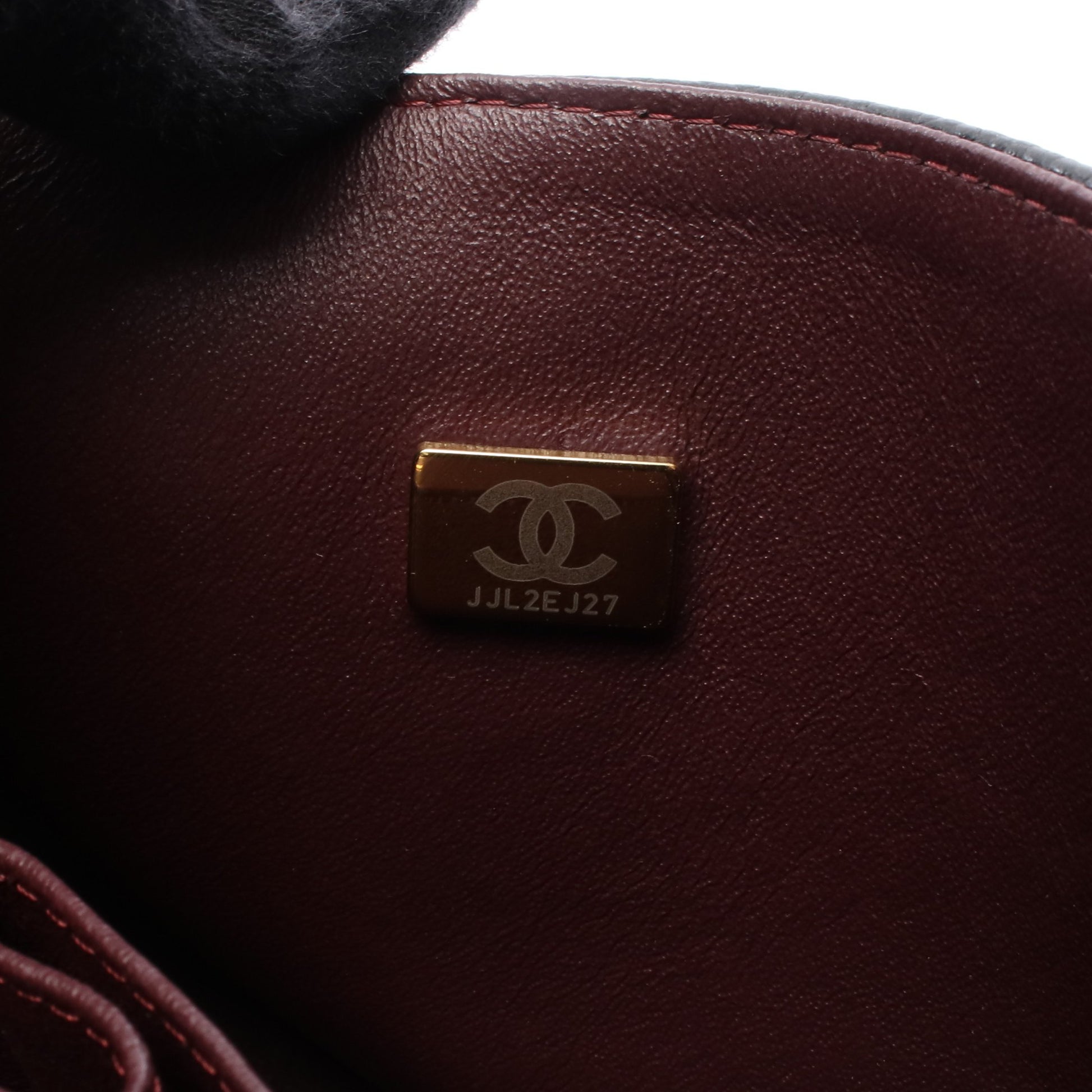 マトラッセ Wフラップ Wチェーンショルダーバッグ キャビアスキン ブラック ゴールド金具 シャネル バッグ CHANEL