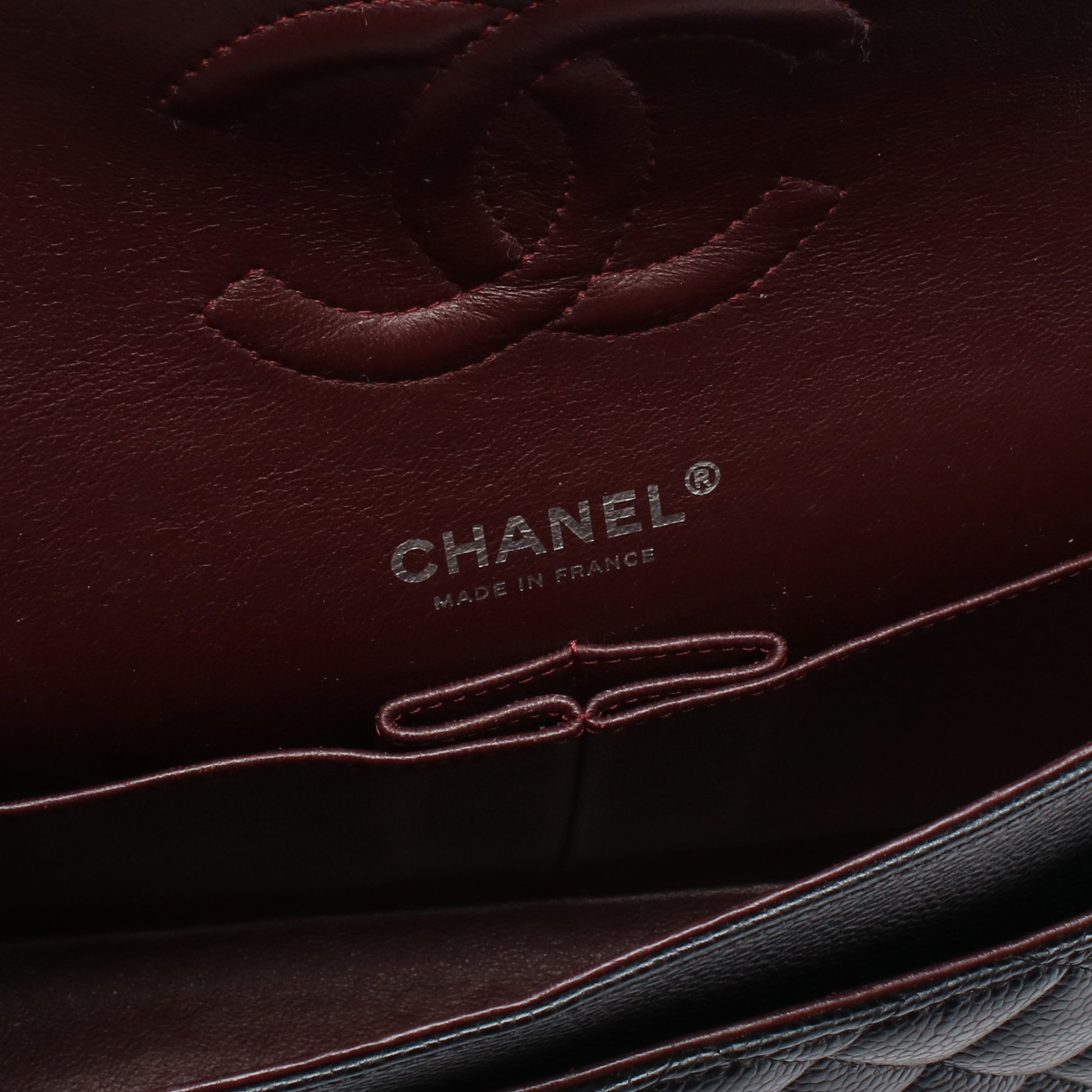マトラッセ Wフラップ Wチェーンショルダーバッグ キャビアスキン ブラック シルバー金具 シャネル バッグ CHANEL