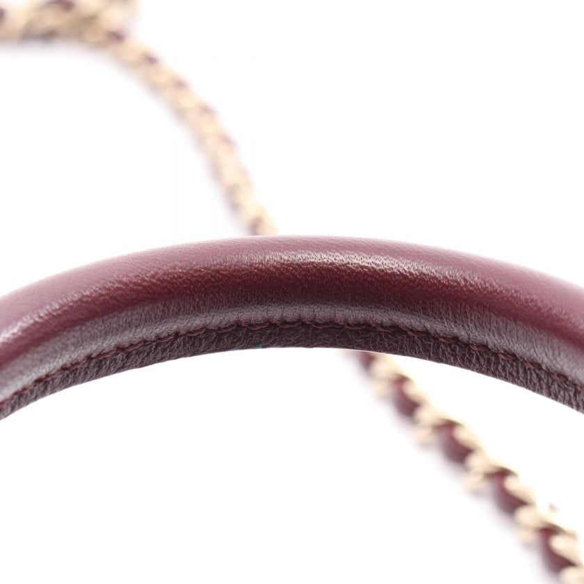 スモール ヴァニティケース マトラッセ チェーンショルダーバッグ レザー ボルドー ゴールド金具 2WAY シャネル バッグ CHANEL