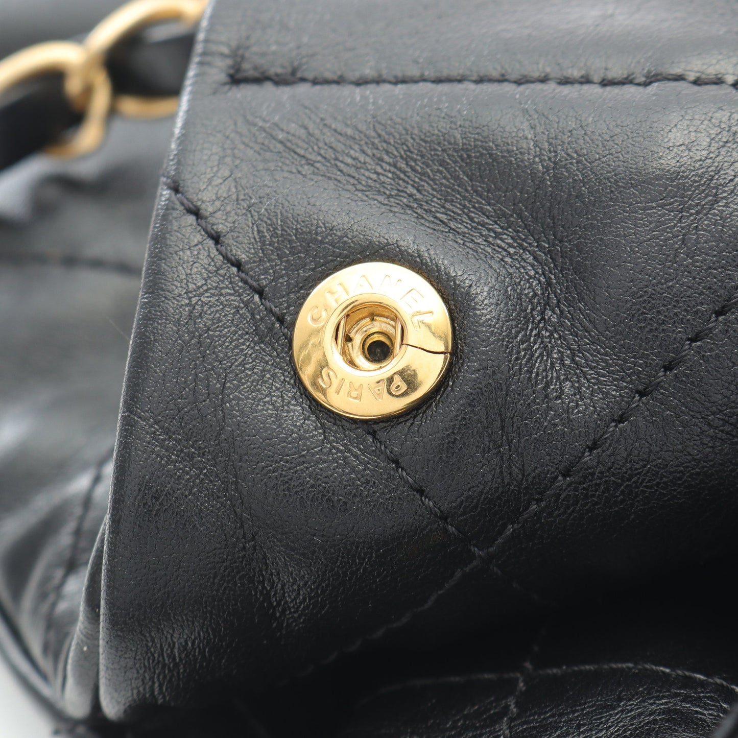 マトラッセ シャネル22 スモール チェーンショルダーバッグ レザー ブラック ゴールド金具 シャネル バッグ CHANEL