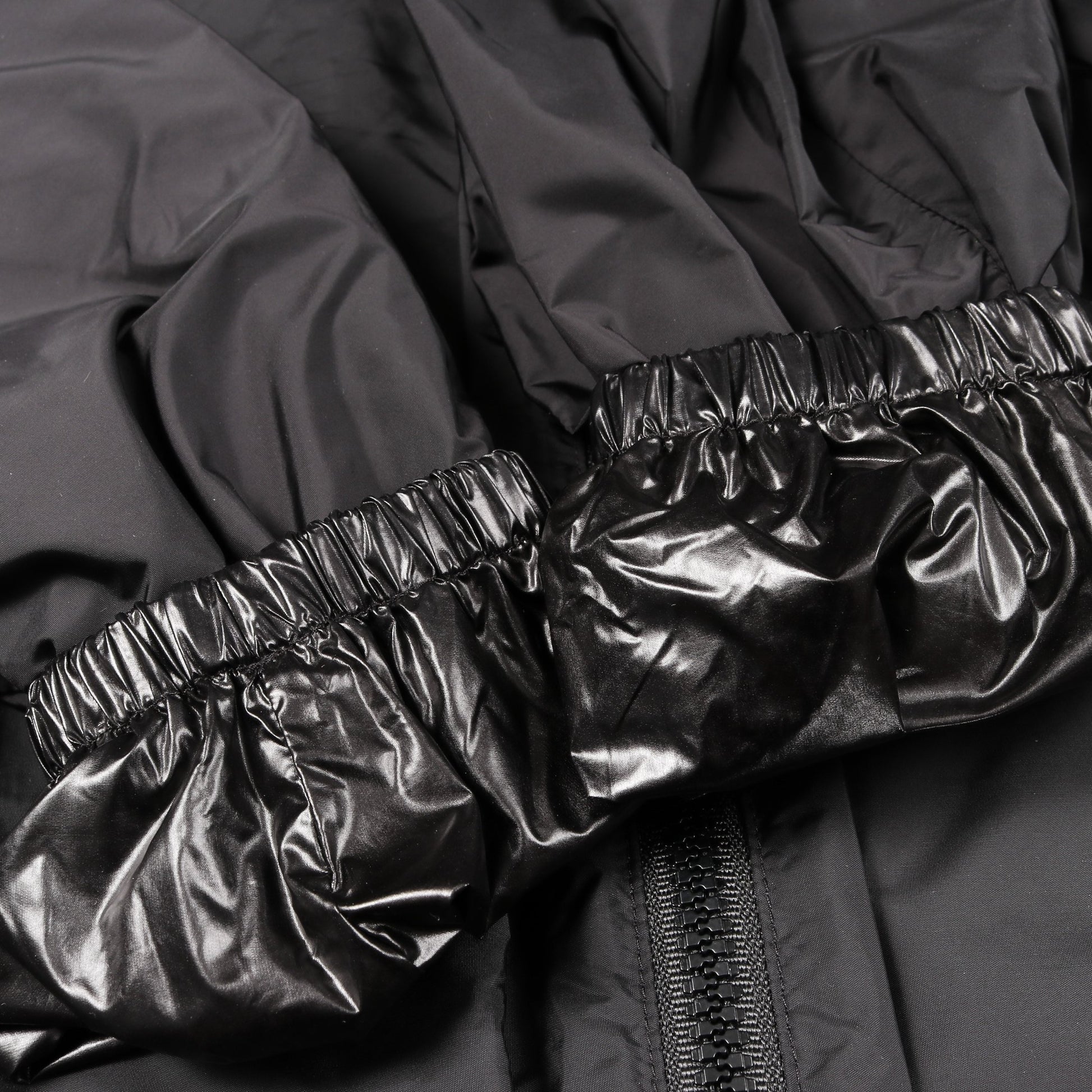 JUBBA オーバーサイズ ジャケット ナイロン ブラック フード付き リバーシブル モンクレール アウター MONCLER