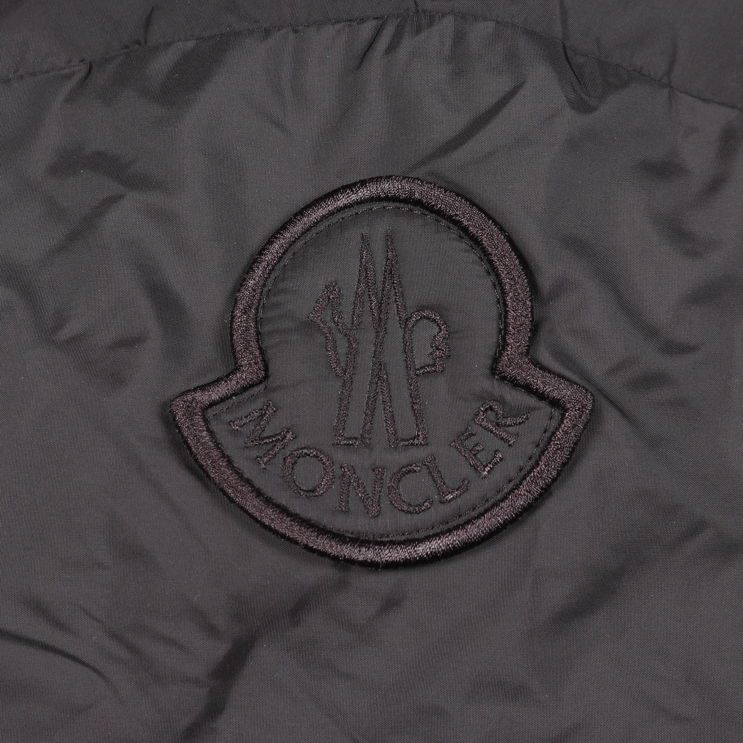 JUBBA オーバーサイズ ジャケット ナイロン ブラック フード付き リバーシブル モンクレール アウター MONCLER